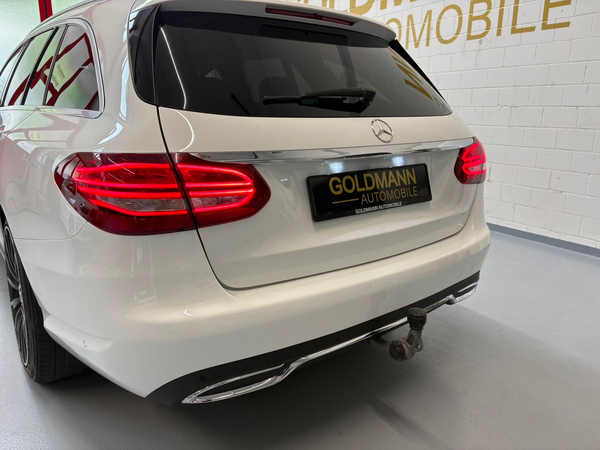 MERCEDES-BENZ C 250 BlueTEC Avantgarde 4Matic 7G-Tronic-image-11