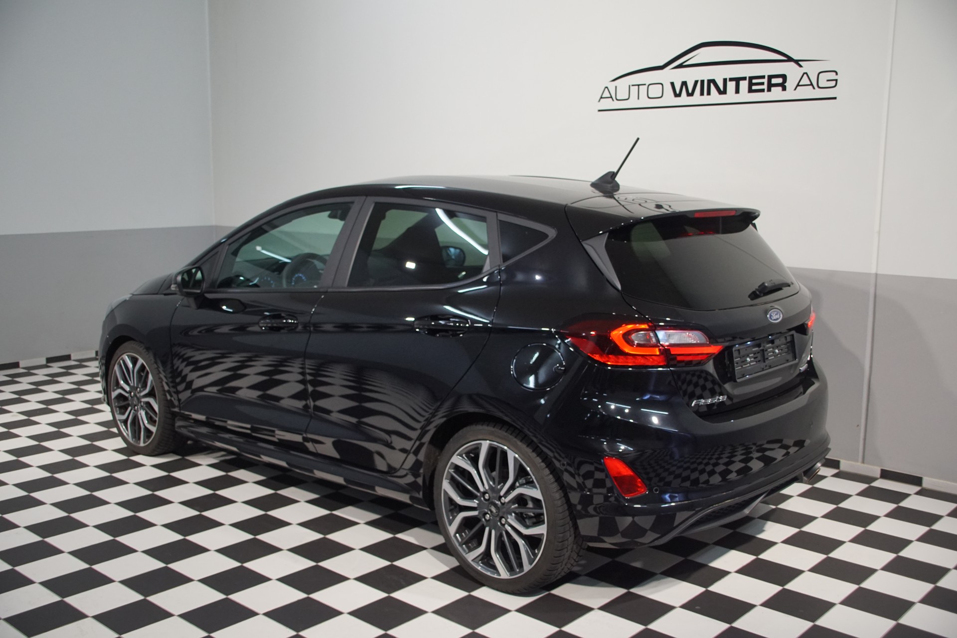 FORD Fiesta 1.0 SCTi MHEV ST-Line-image-7