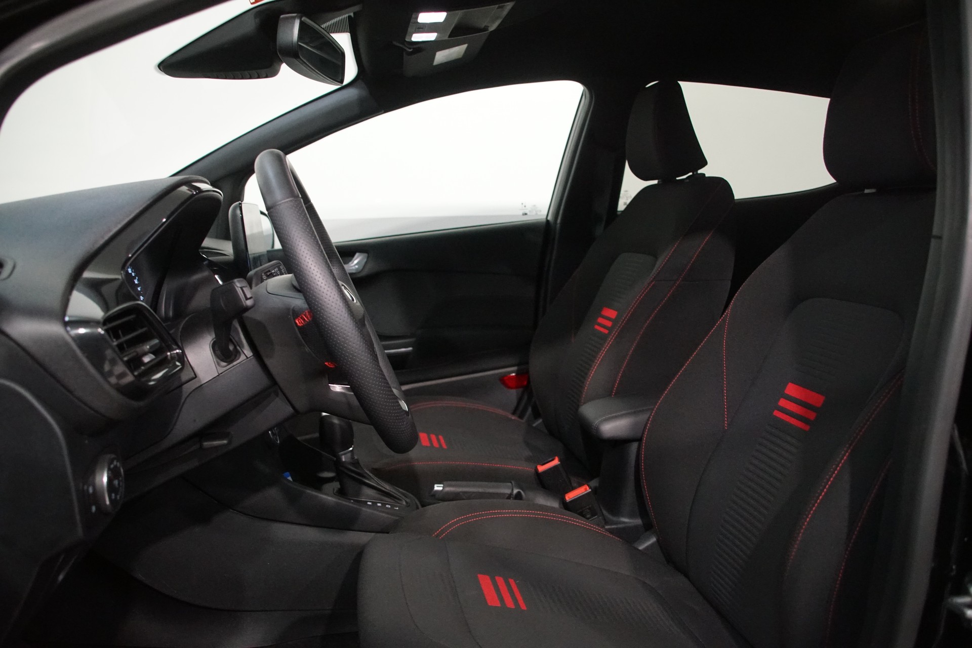 FORD Fiesta 1.0 SCTi MHEV ST-Line-image-14