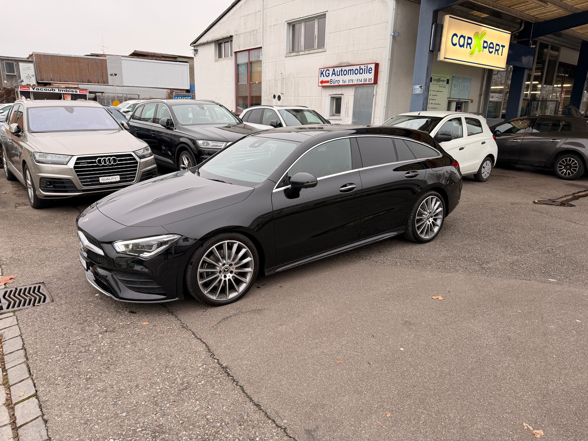 MERCEDES-BENZ CLA Shooting Brake 220 d 4Matic AMG Line-image-0