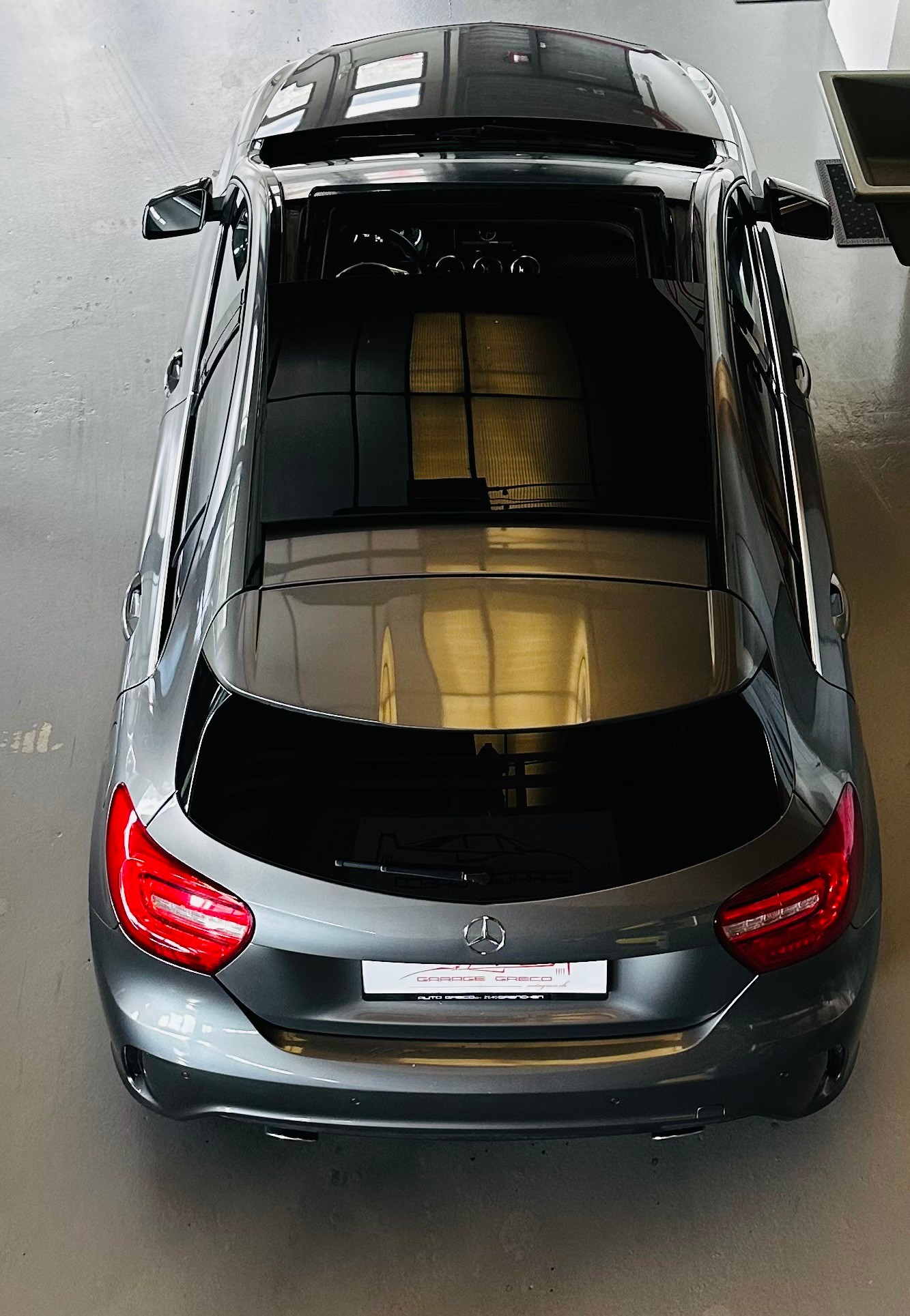 MERCEDES-BENZ A 250 AMG Line 7G-DCT-image-9