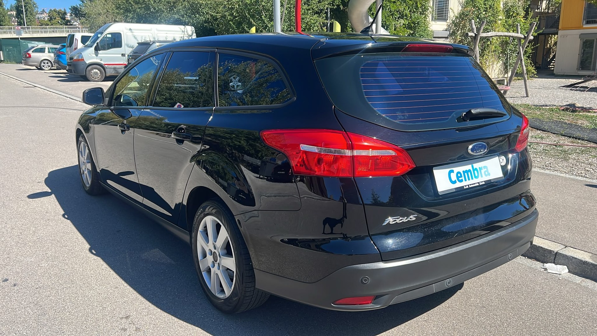 FORD Focus 1.5 TDCi Carving PowerShift-image-5