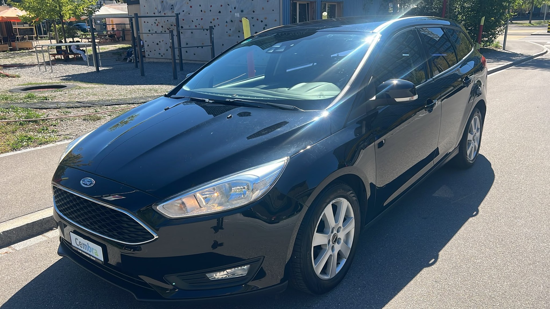 FORD Focus 1.5 TDCi Carving PowerShift-image-0