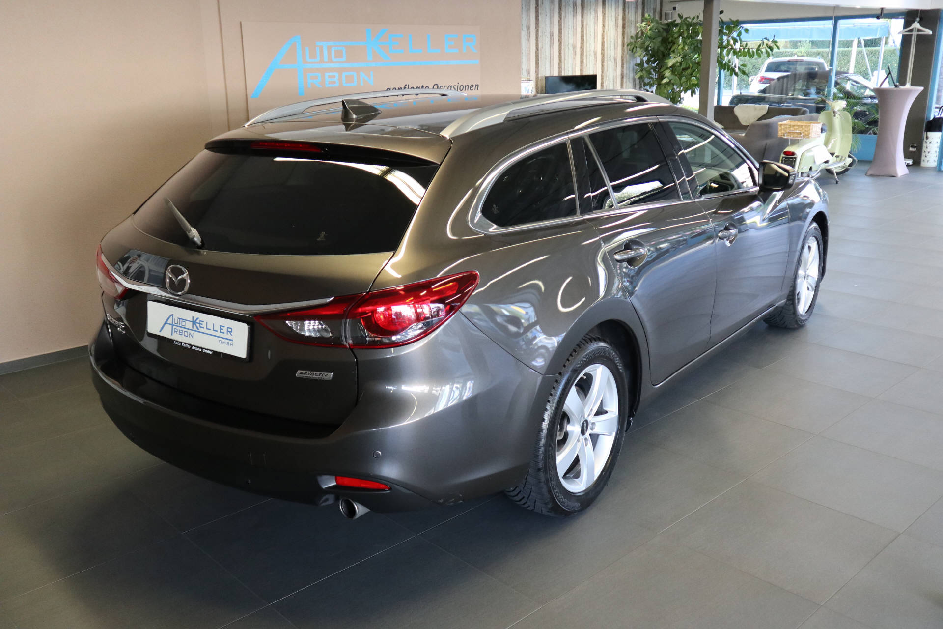 MAZDA 6 Sport Wagon 2.2 D HP Revolution AWD-image-6
