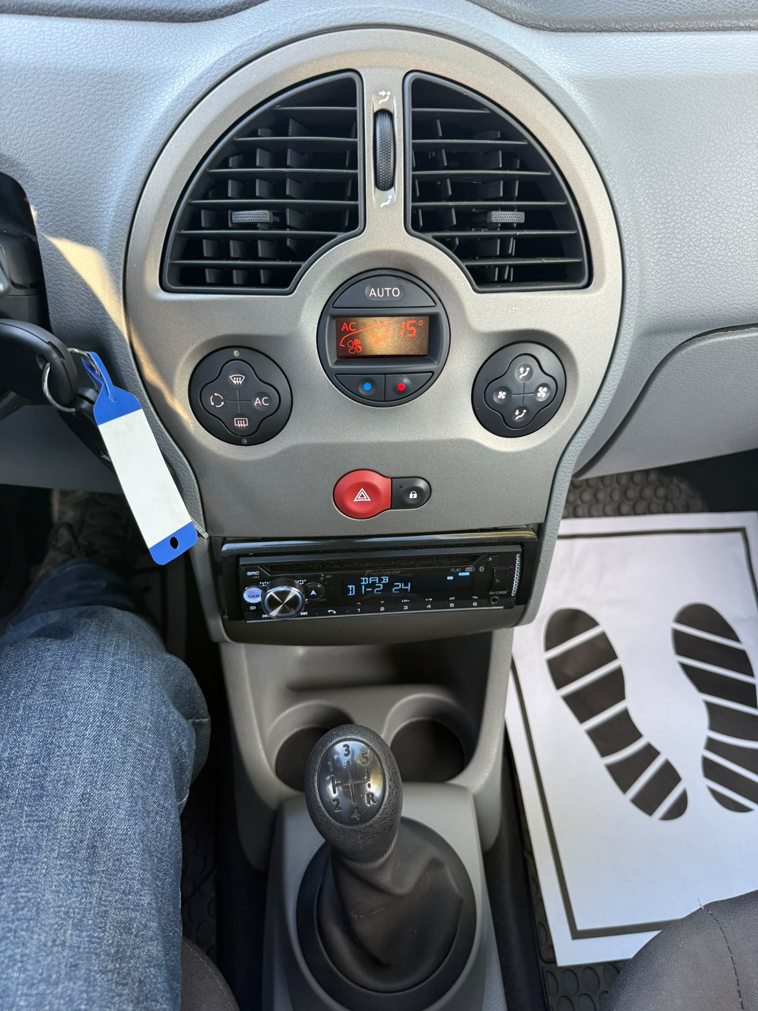RENAULT Modus 1.5 dCi Expression-image-12