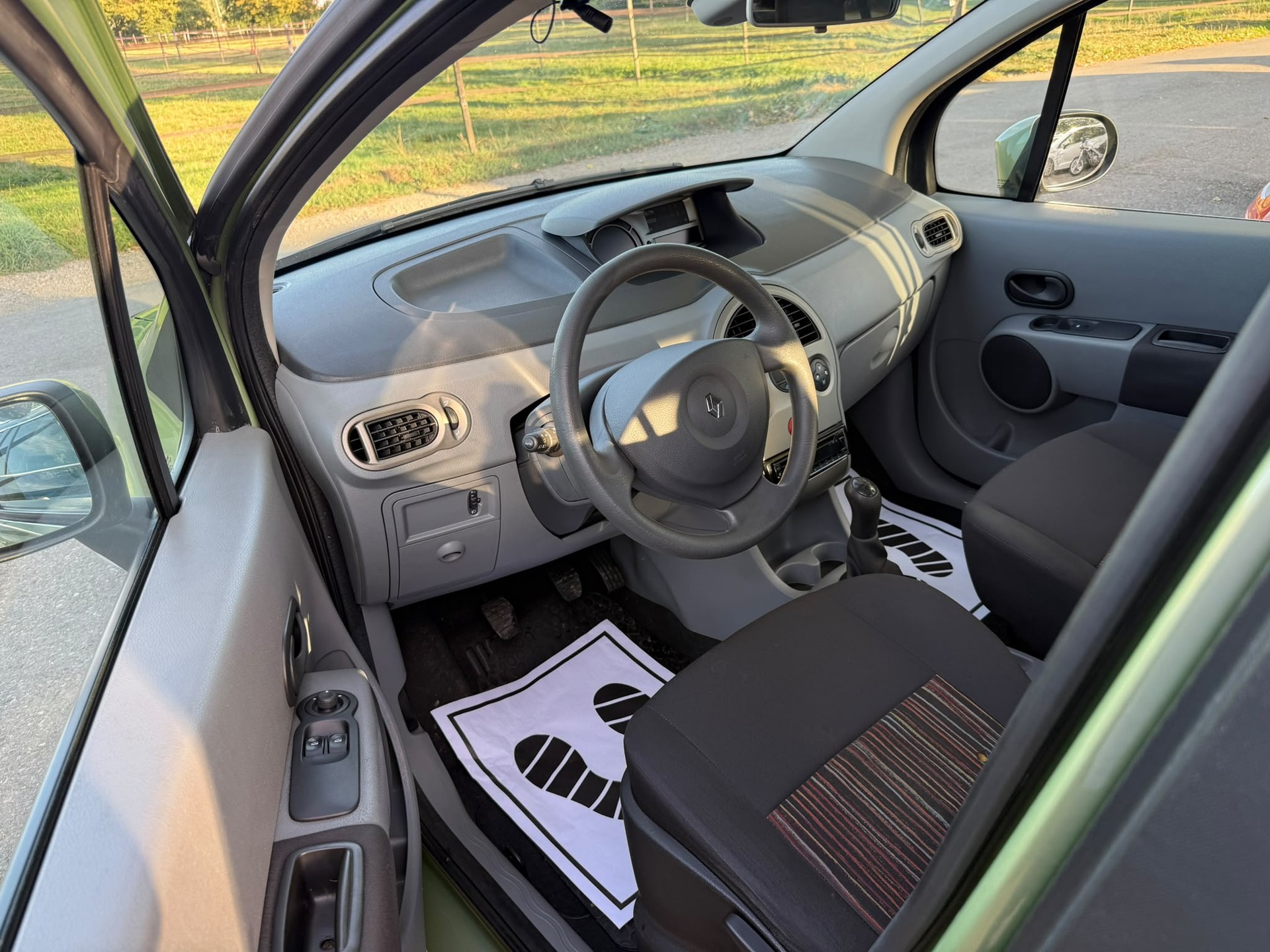 RENAULT Modus 1.5 dCi Expression-image-10