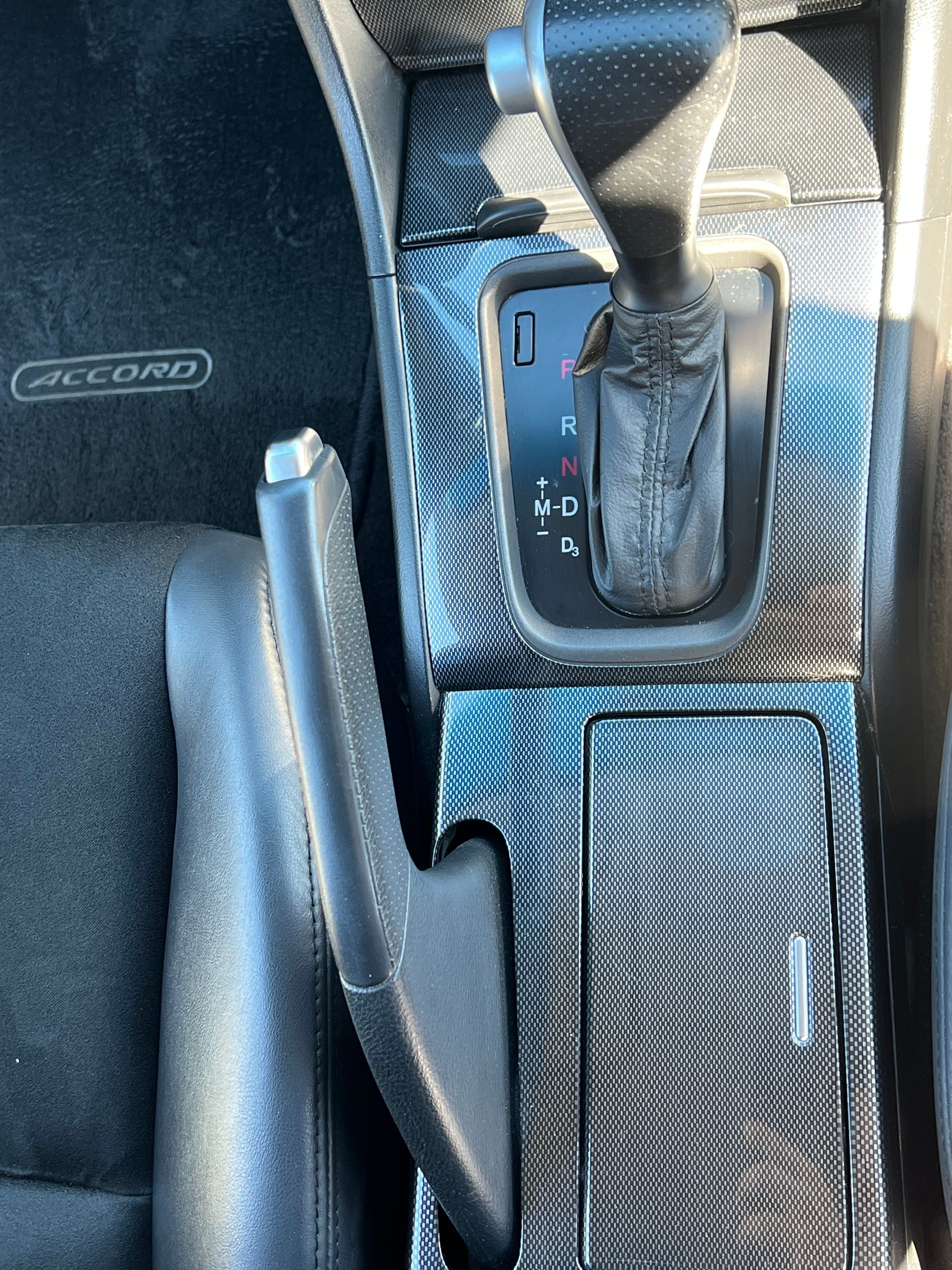 HONDA Accord Tourer 2.0i-image-11