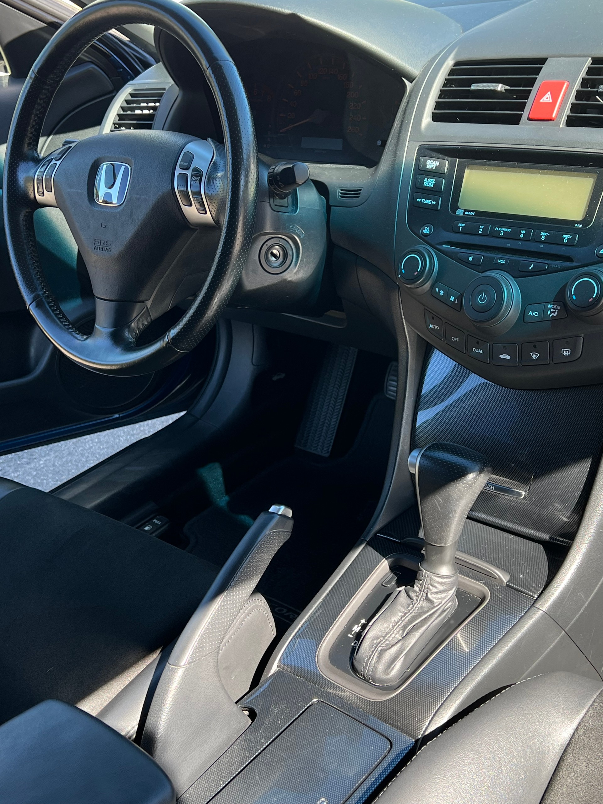 HONDA Accord Tourer 2.0i-image-7
