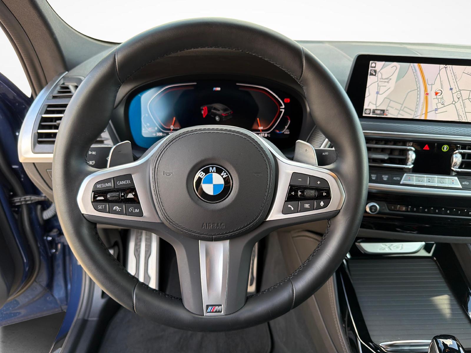 BMW X4 20d xDrive-image-12