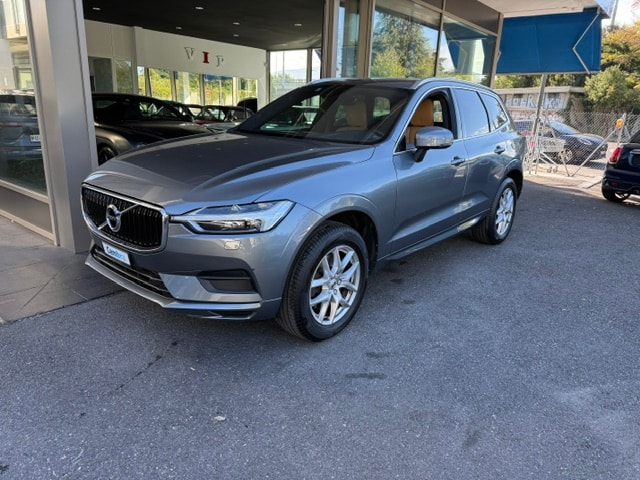 VOLVO XC60 T5 AWD Momentum Geartronic-image-1