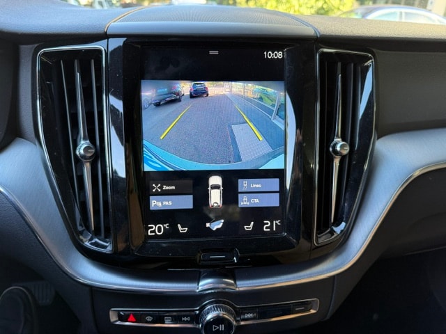 VOLVO XC60 T5 AWD Momentum Geartronic-image-10