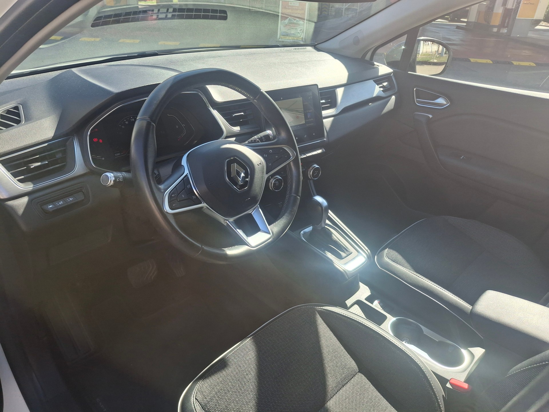 RENAULT Captur 1.3 TCe EDC Intens EDC-image-12