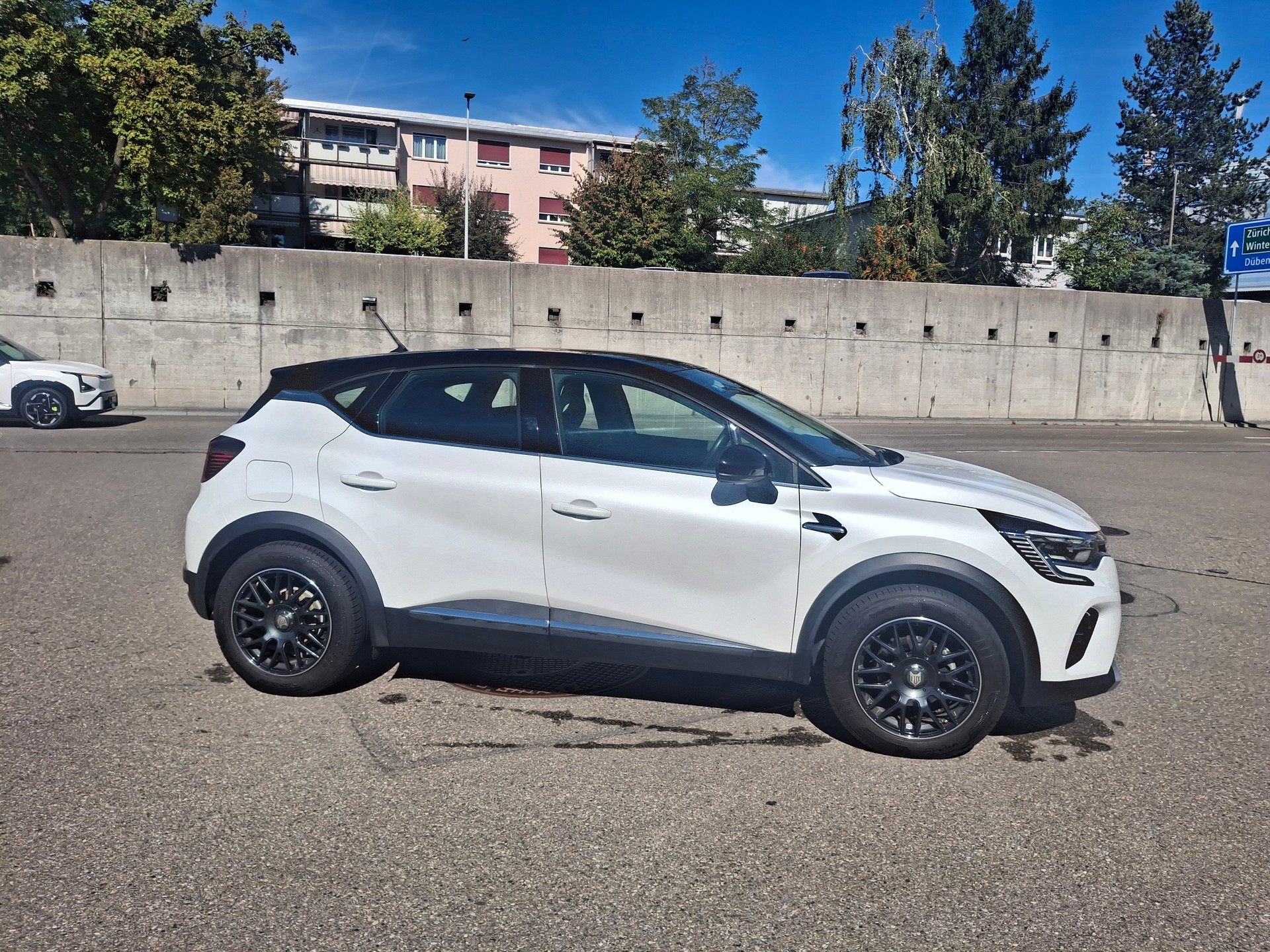 RENAULT Captur 1.3 TCe EDC Intens EDC-image-25