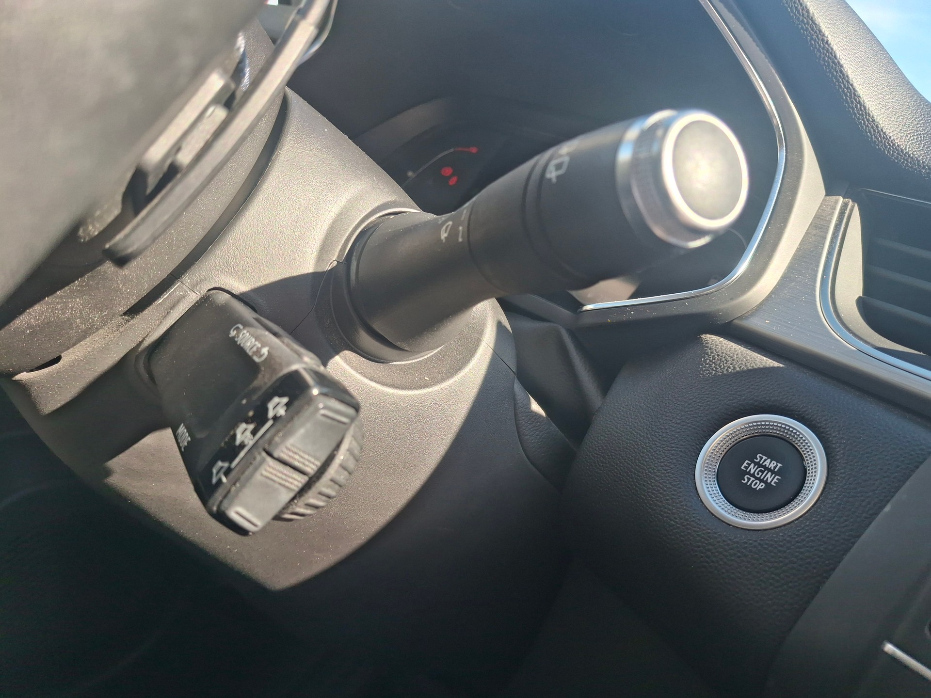 RENAULT Captur 1.3 TCe EDC Intens EDC-image-22