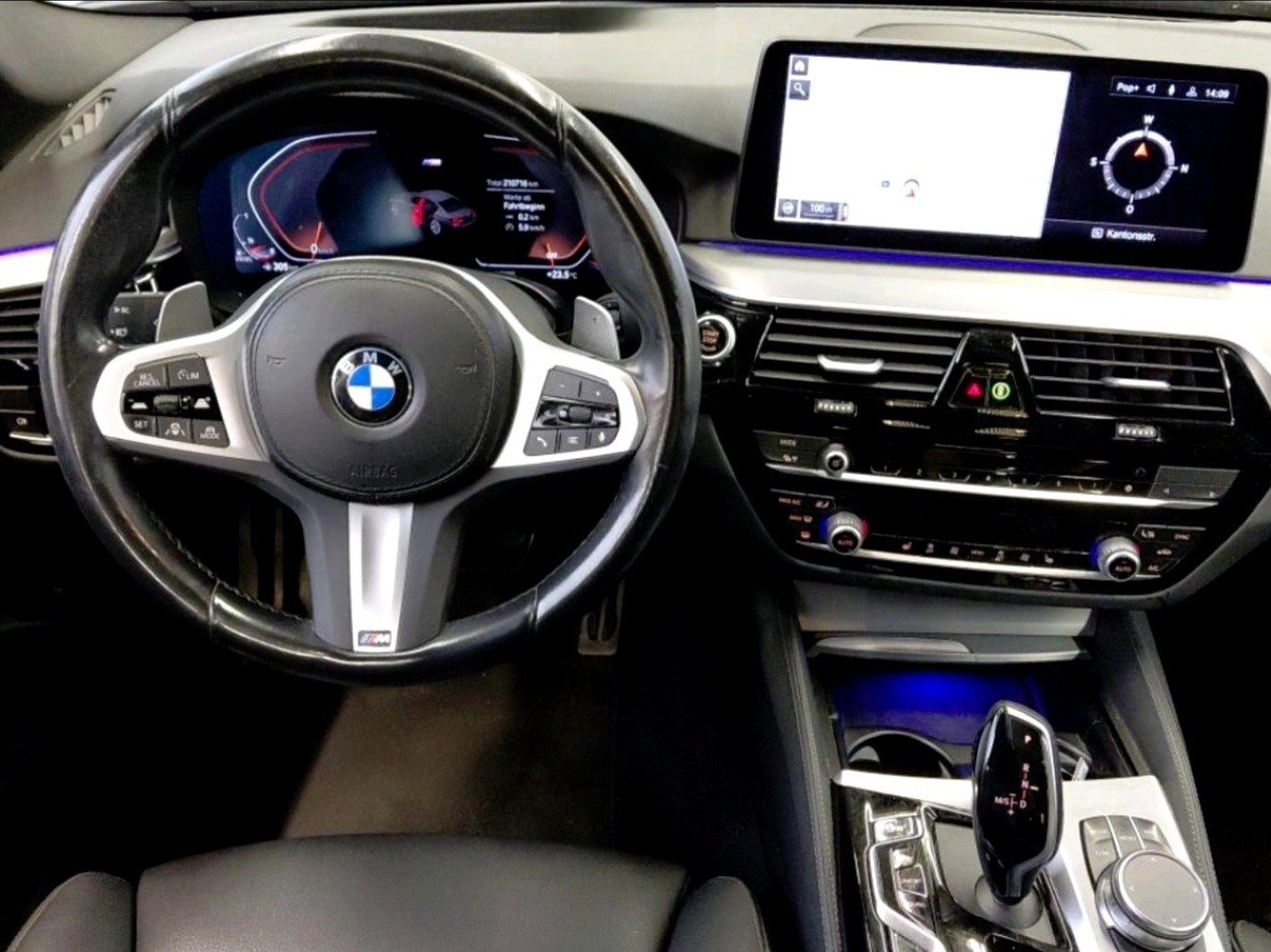 BMW 530d xDrive 48V M Sport Steptronic-image-3