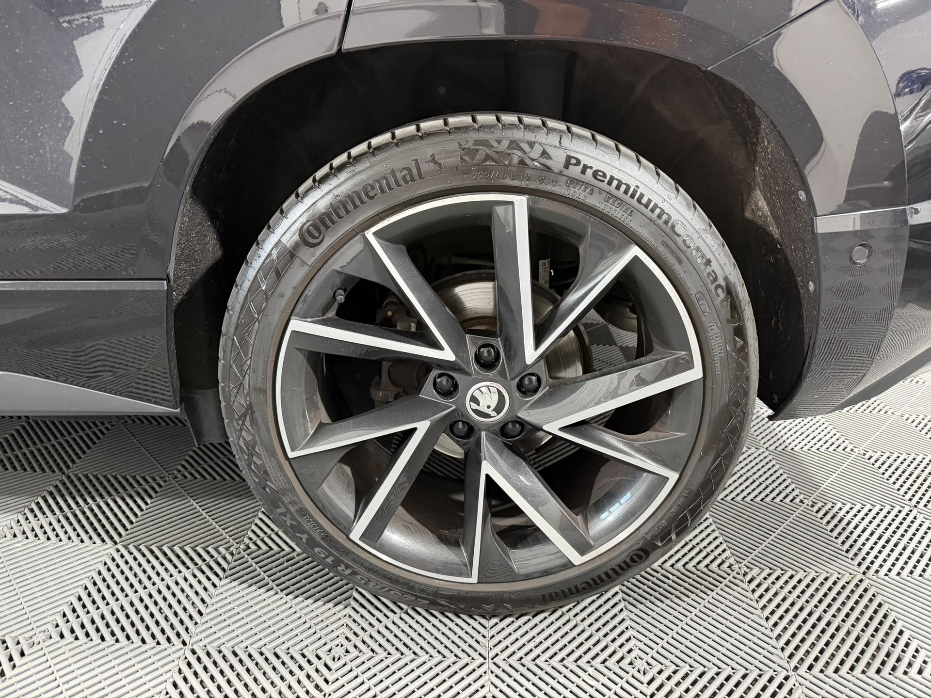 SKODA Karoq 2.0 TSI SportLine 4x4 DSG - Toit ouvrant - Caméra de recul-image-20