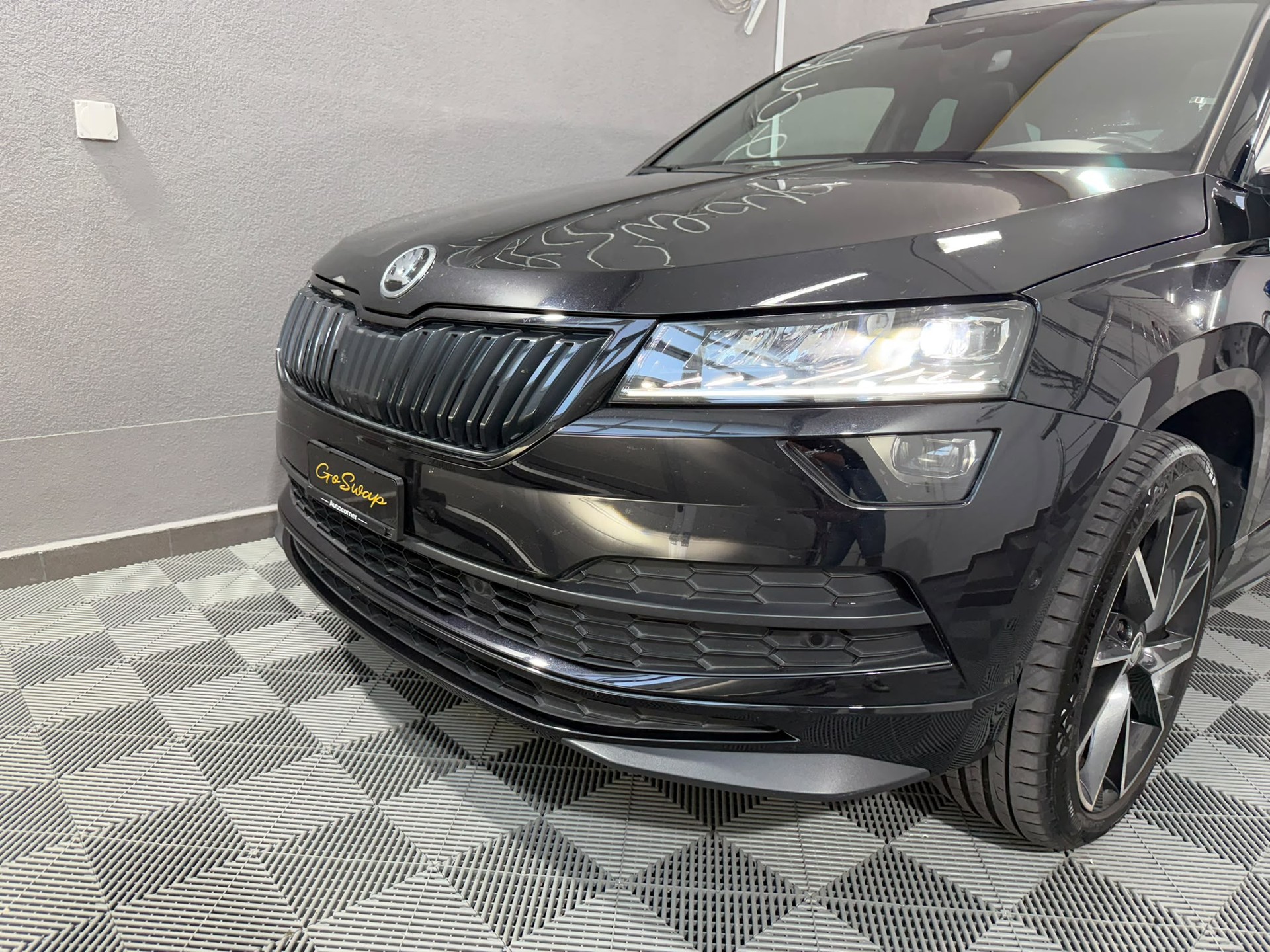 SKODA Karoq 2.0 TSI SportLine 4x4 DSG - Toit ouvrant - Caméra de recul-image-1