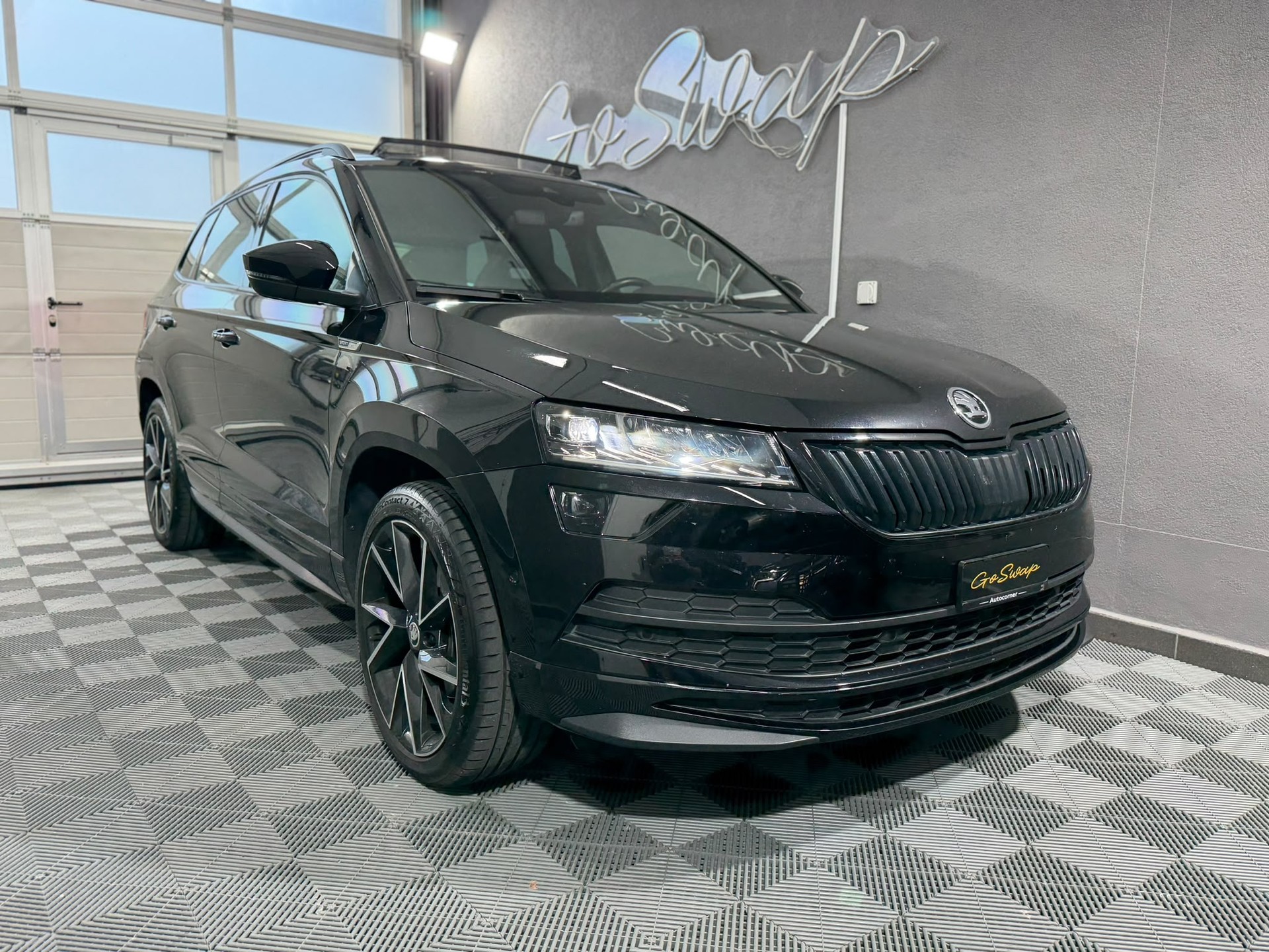 SKODA Karoq 2.0 TSI SportLine 4x4 DSG - Toit ouvrant - Caméra de recul-image-3