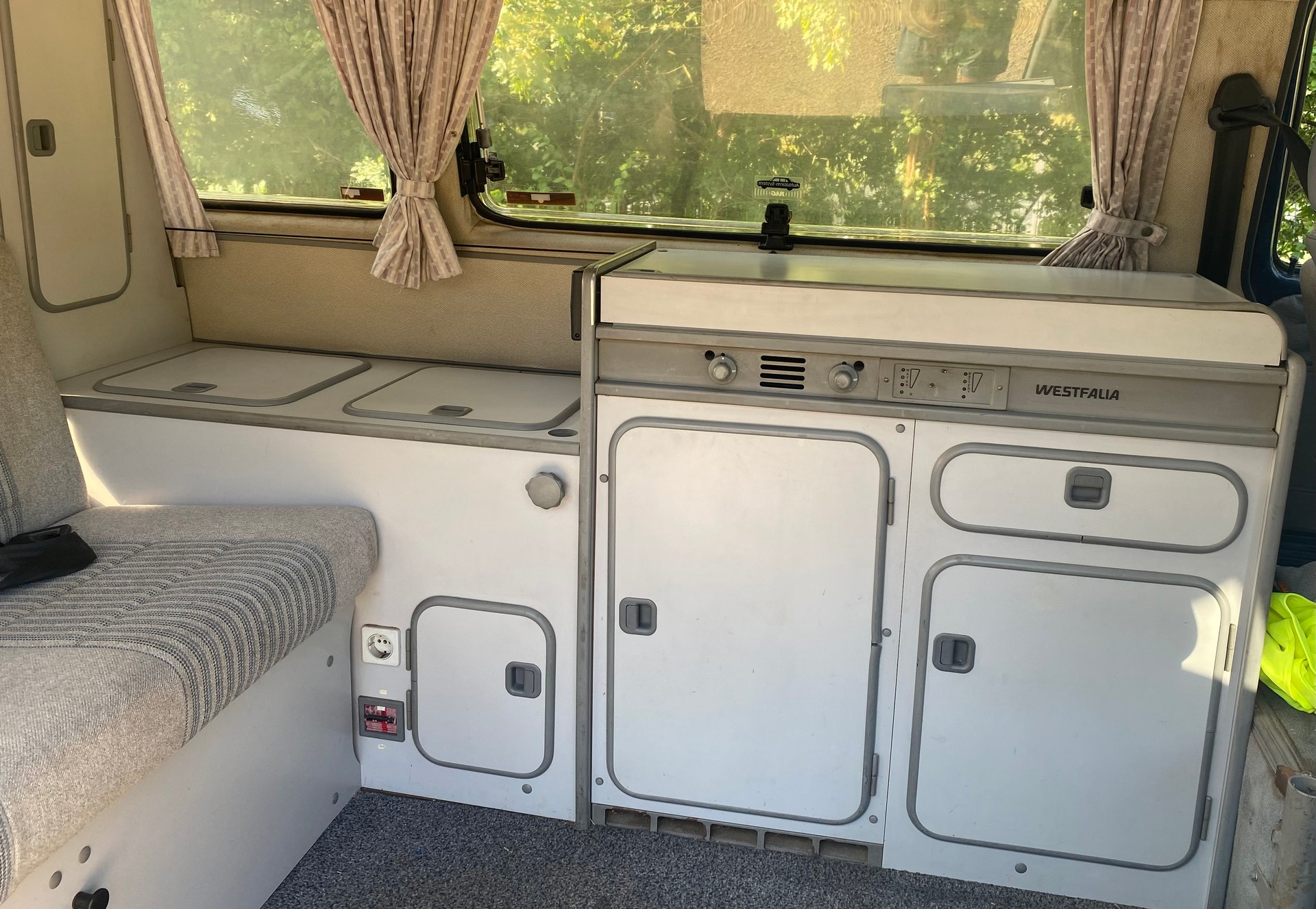 VW Westfalia Joker-image-5