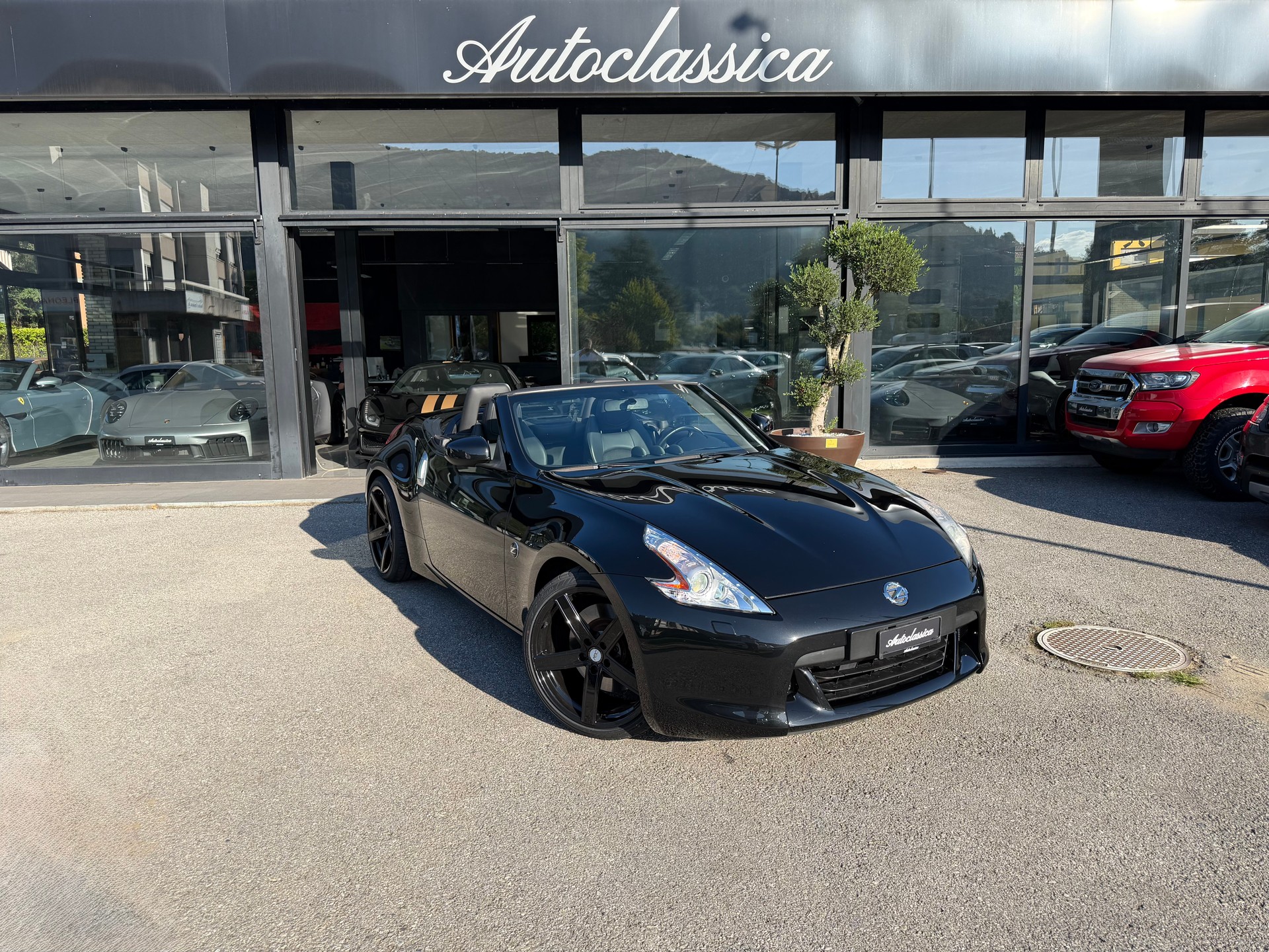 NISSAN 370 Z Roadster-image-0