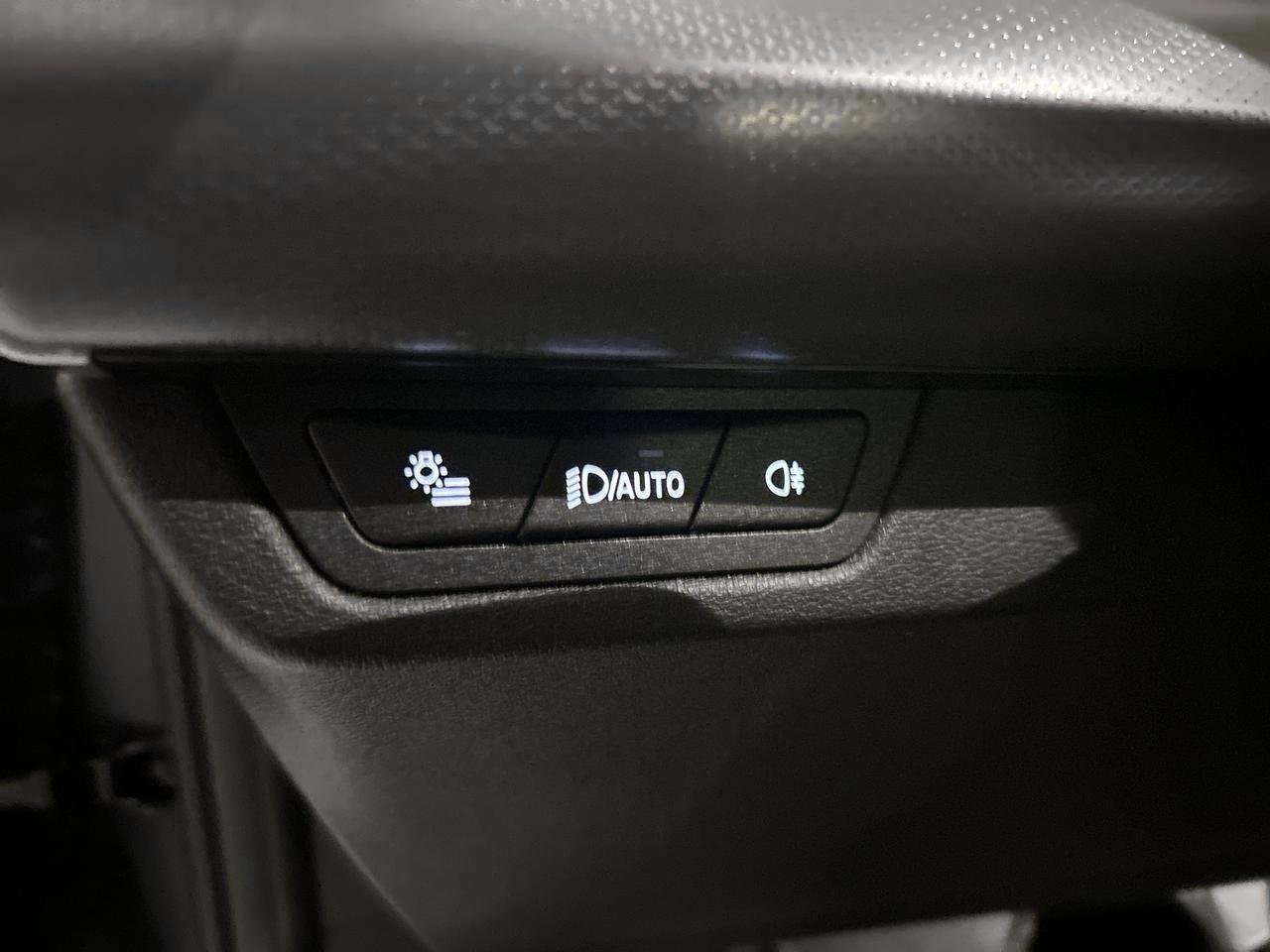 BMW 218d A.T. M Sport-image-25