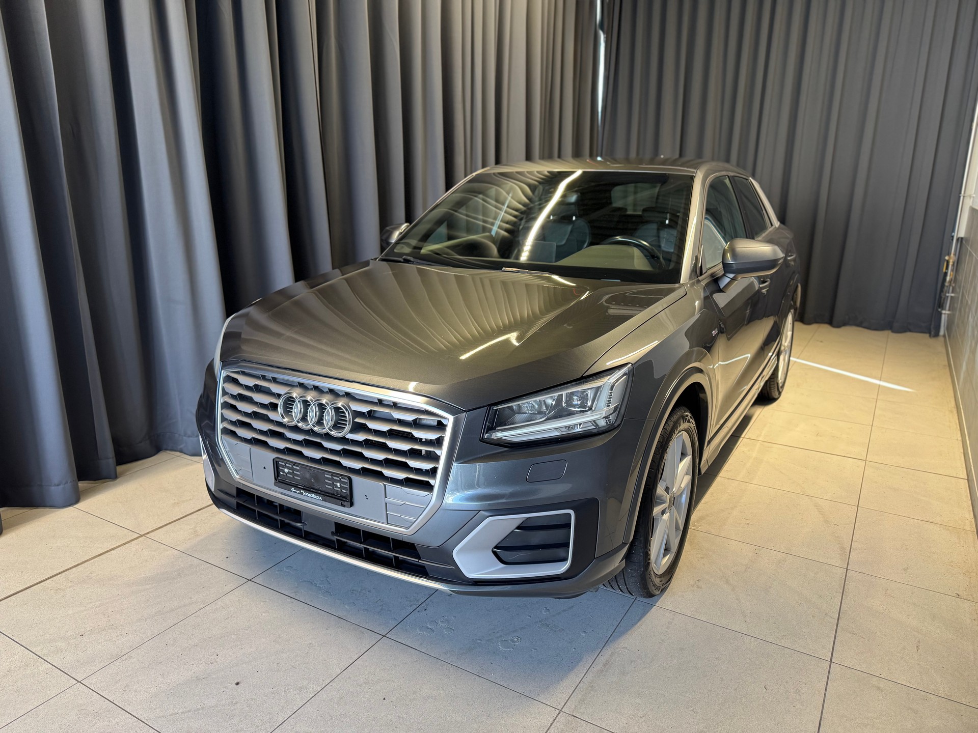 AUDI Q2 1.0 TFSI sport S-tronic S-line (57)-image-2