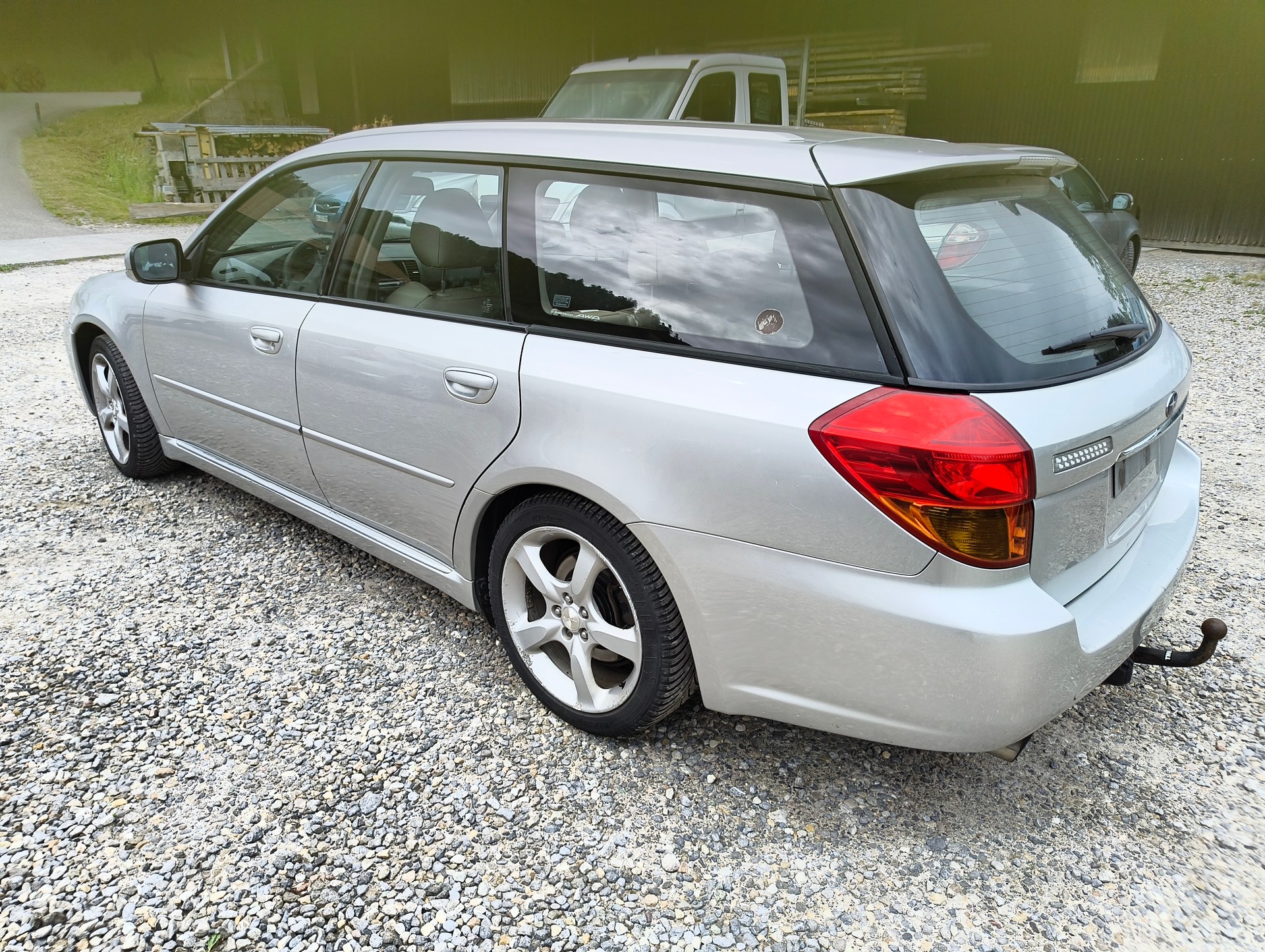 SUBARU Legacy 3.0R AWD Executive Automatic-image-4