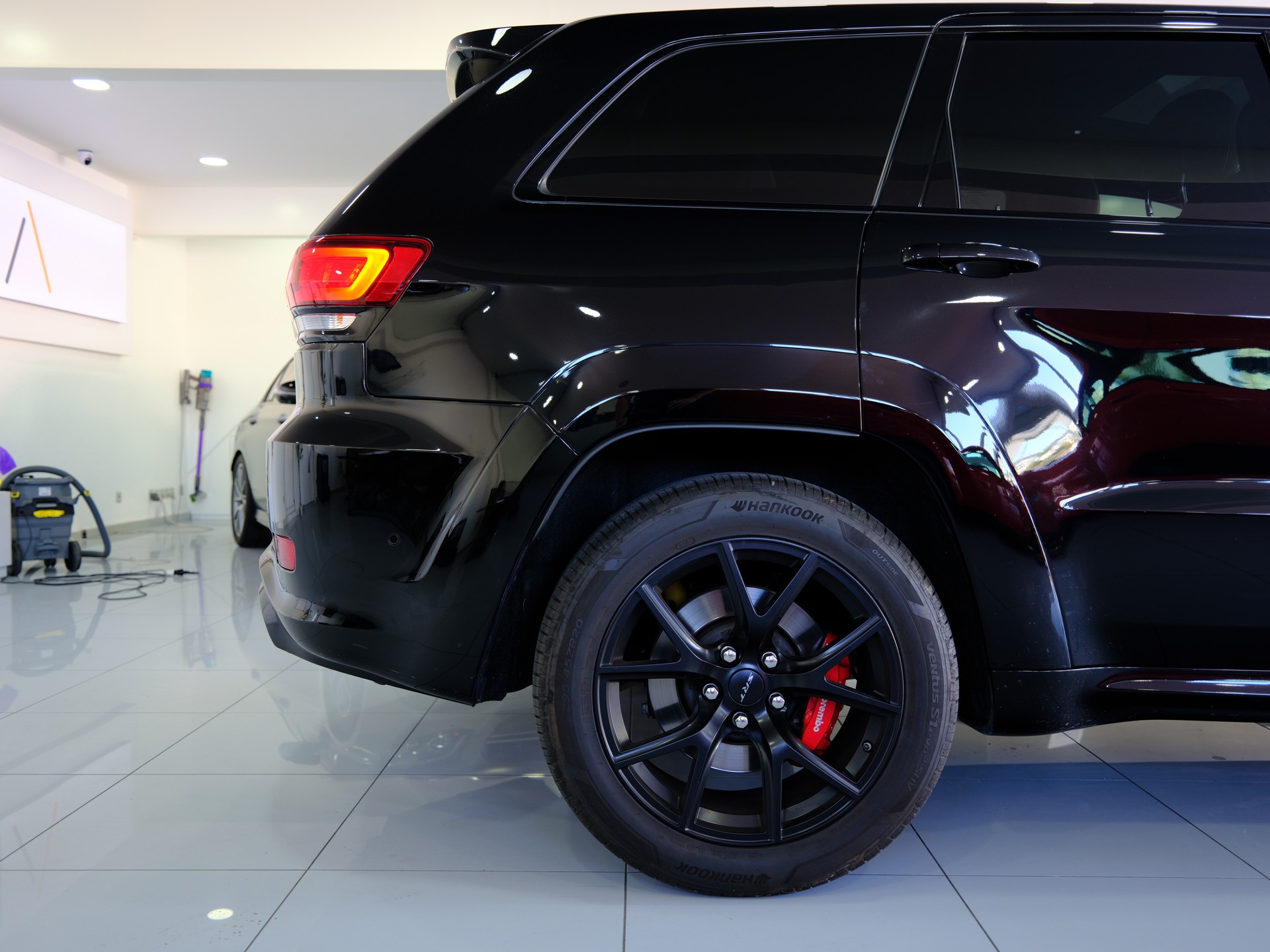 JEEP Grand Cherokee 6.4 V8 HEMI SRT8 Automatic-image-7