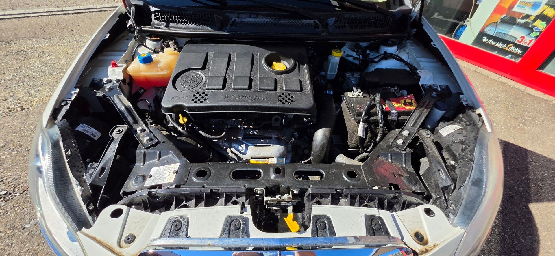LANCIA Delta 1.8 Turbo-Jet Executive Sportronic-image-28
