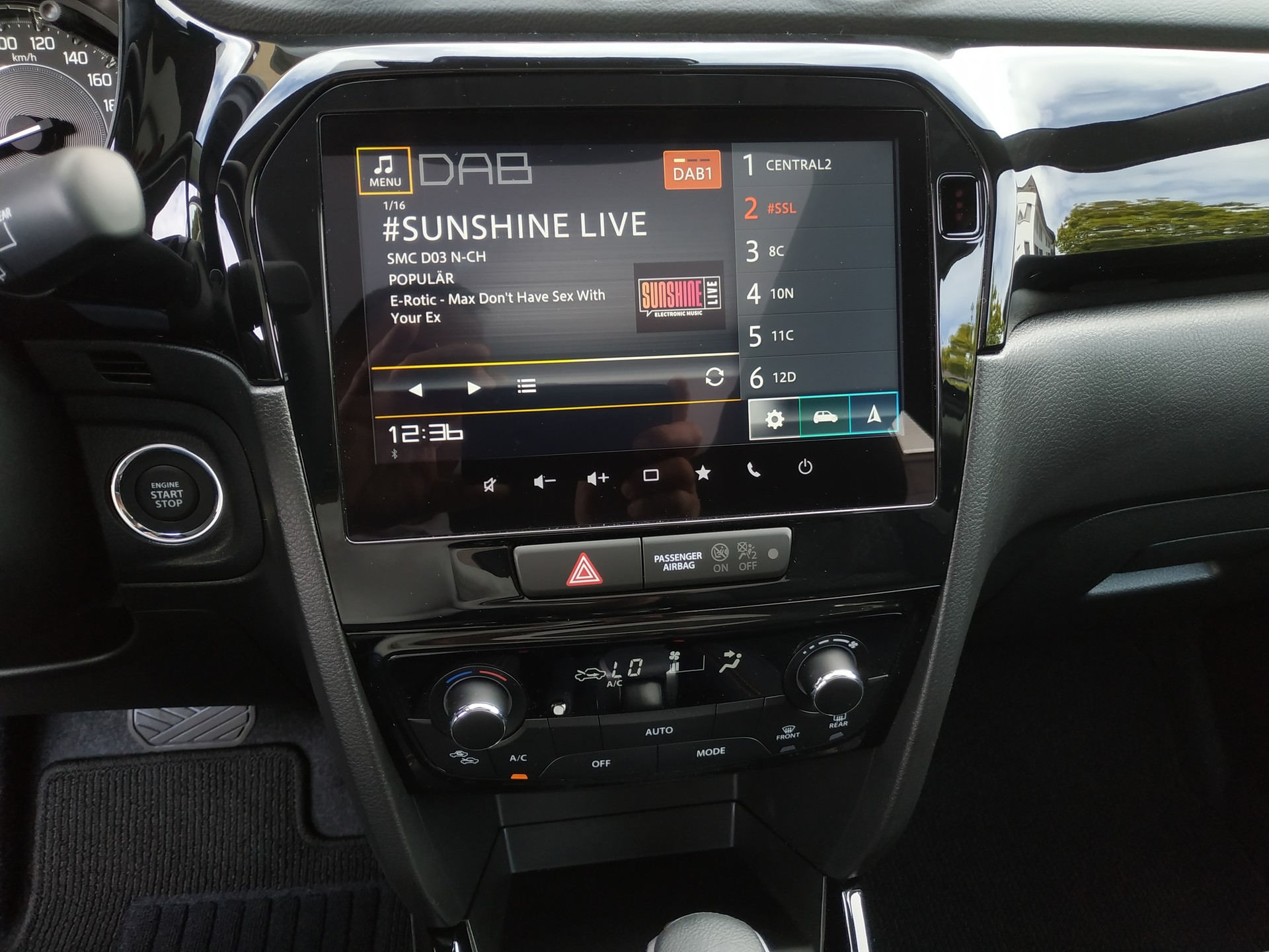 SUZUKI Vitara 1.4 Boosterjet Black Edition Top 4x4 Hybrid Automatic-image-20