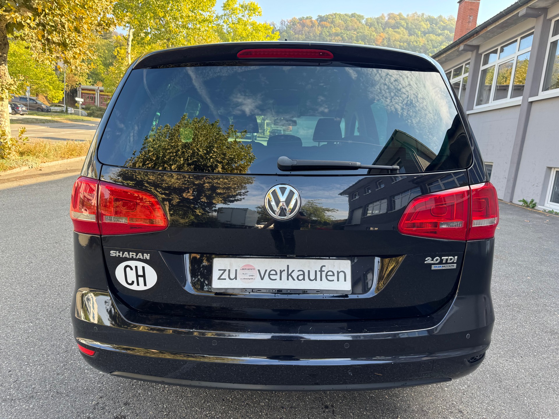 VW Sharan 2.0 TDI BlueMotion Technology Trendline-image-4