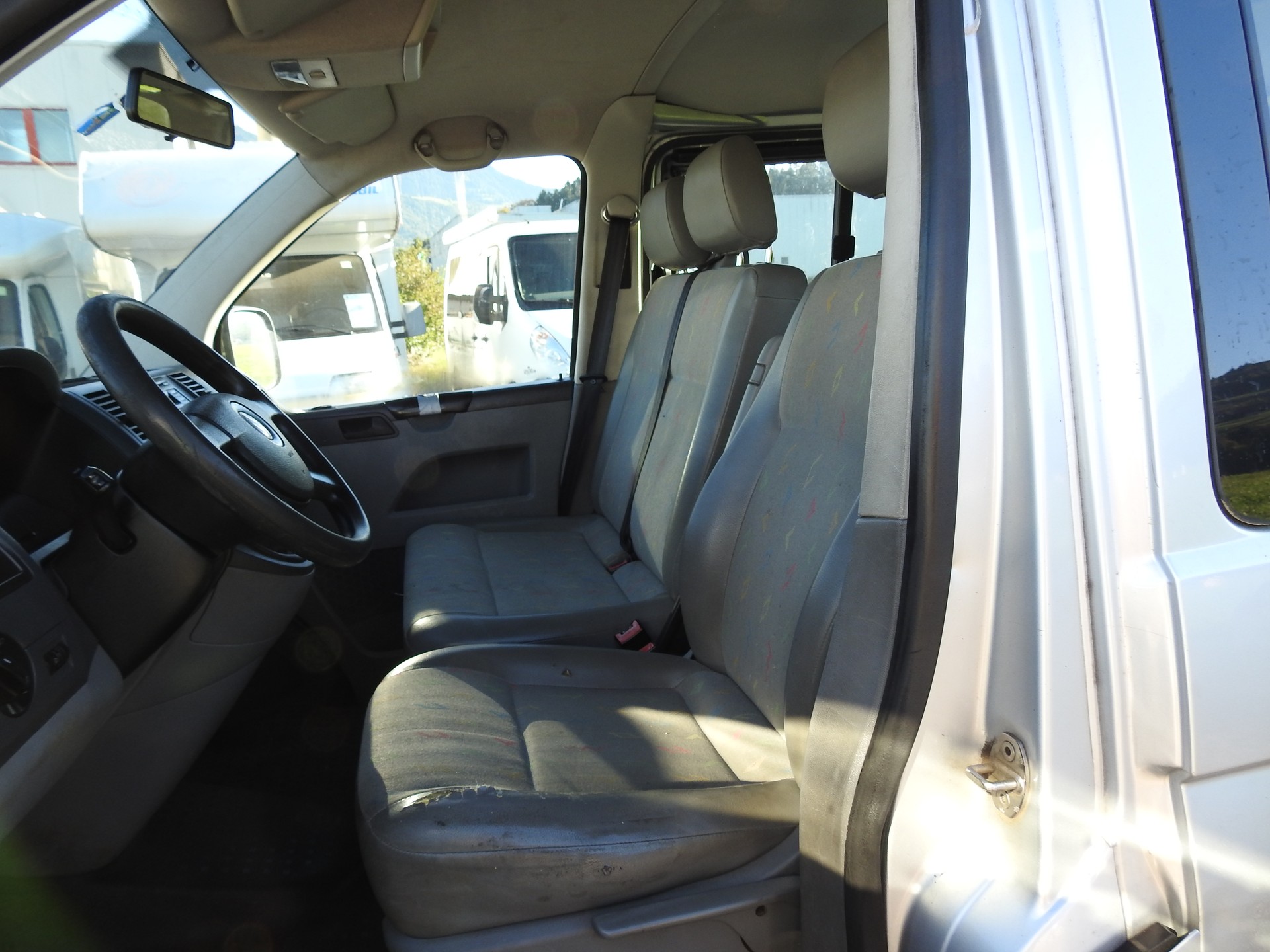 VW T5 2.5 TDI PD 4MOTION-image-12
