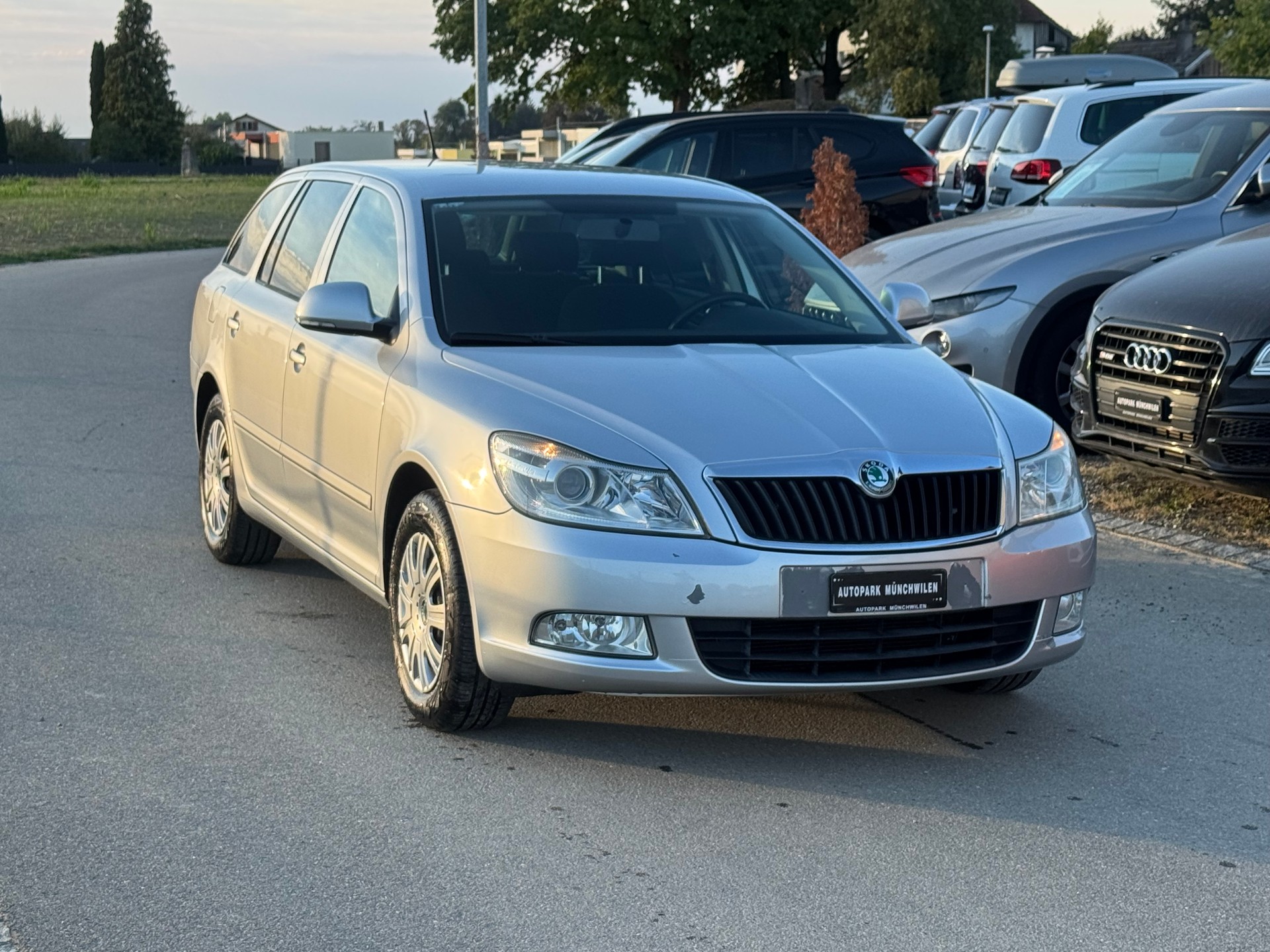 SKODA Octavia Combi 1.2 TSI Ambition DSG-image-1