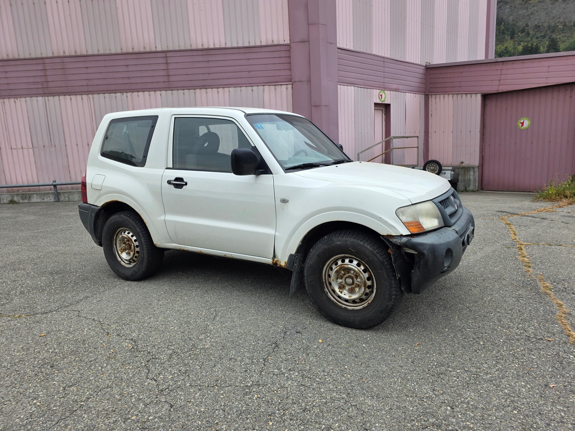 MITSUBISHI Pajero 3.2 DI-D Dakar-image-3