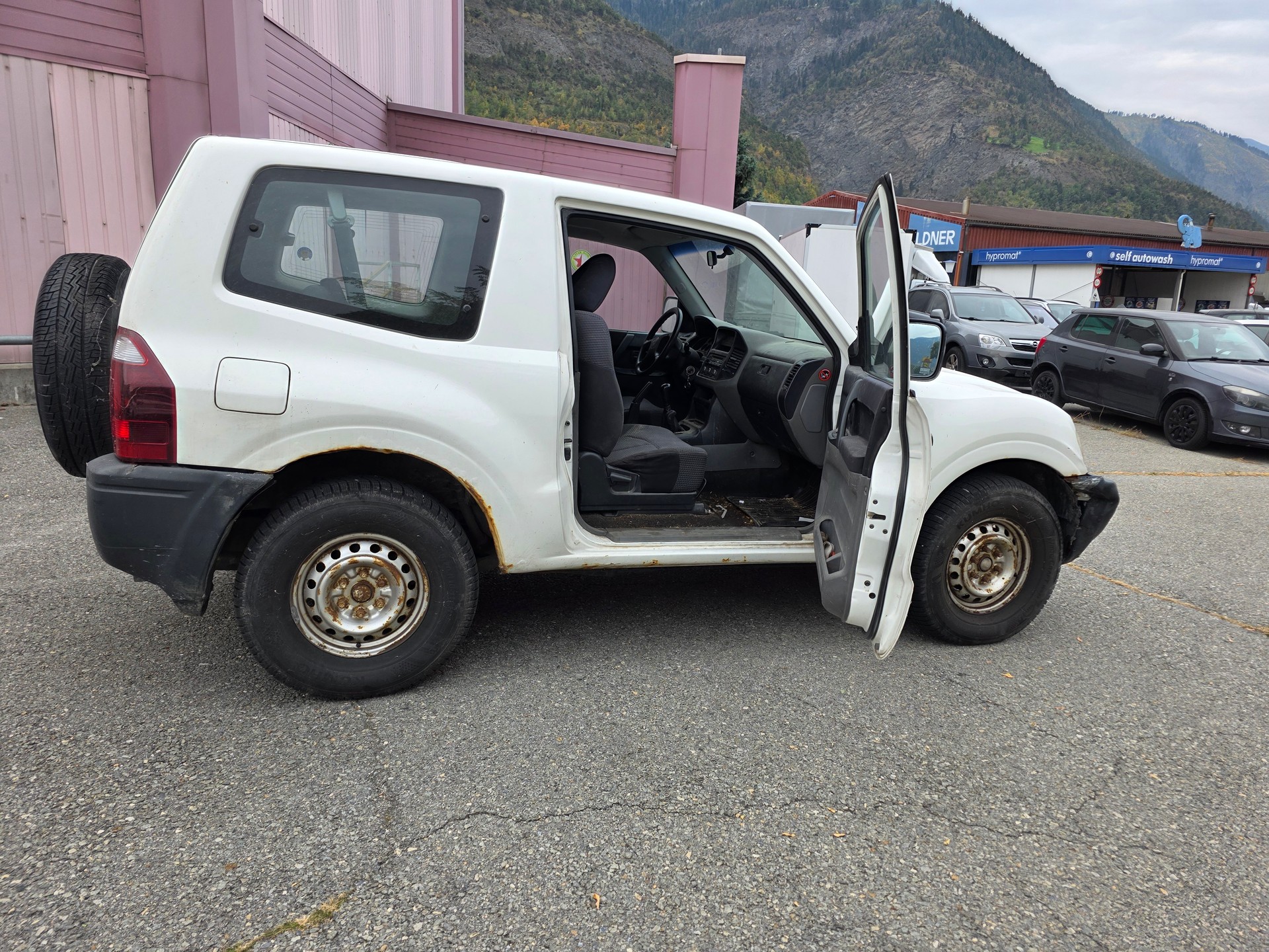 MITSUBISHI Pajero 3.2 DI-D Dakar-image-8