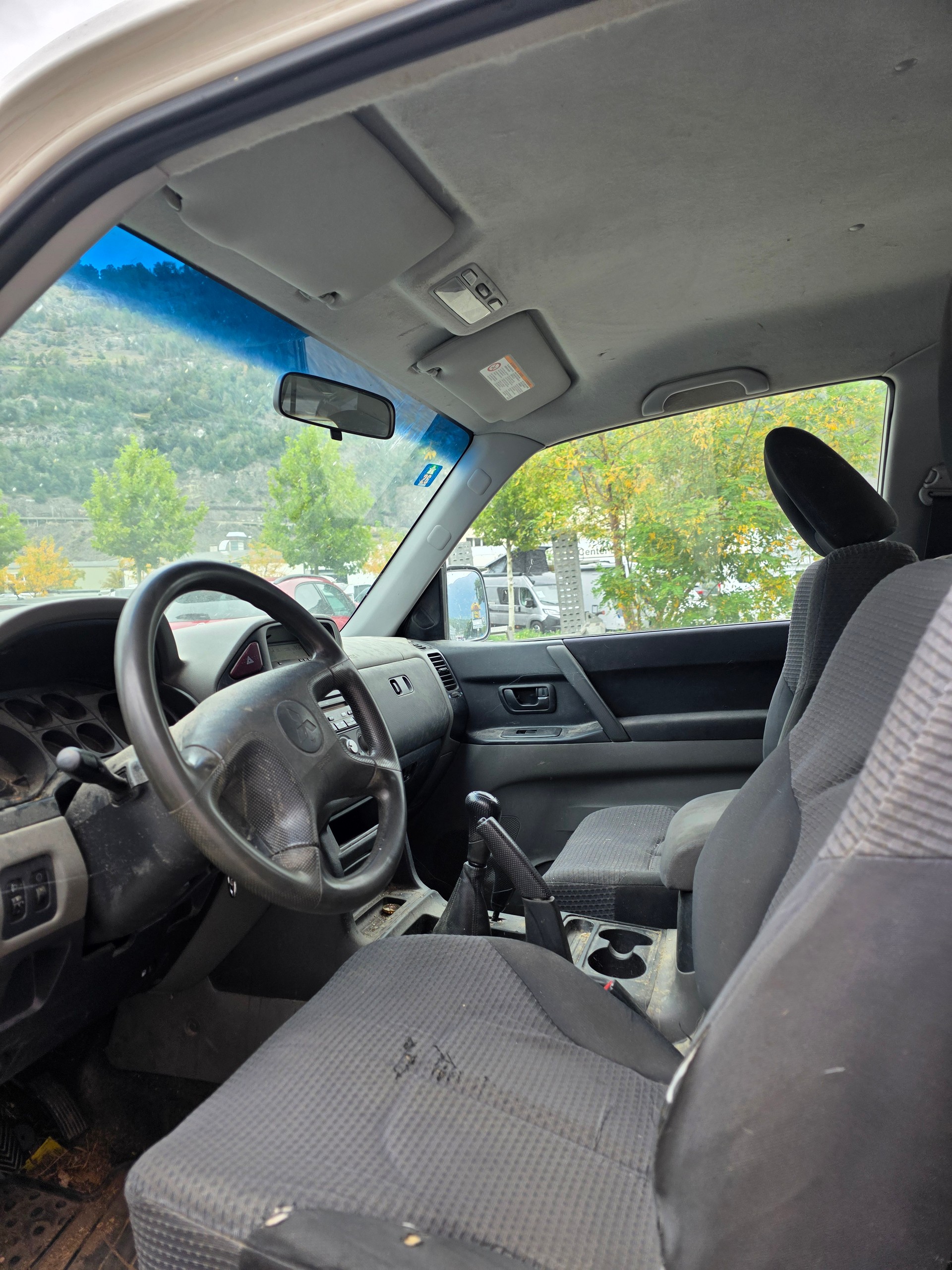MITSUBISHI Pajero 3.2 DI-D Dakar-image-11