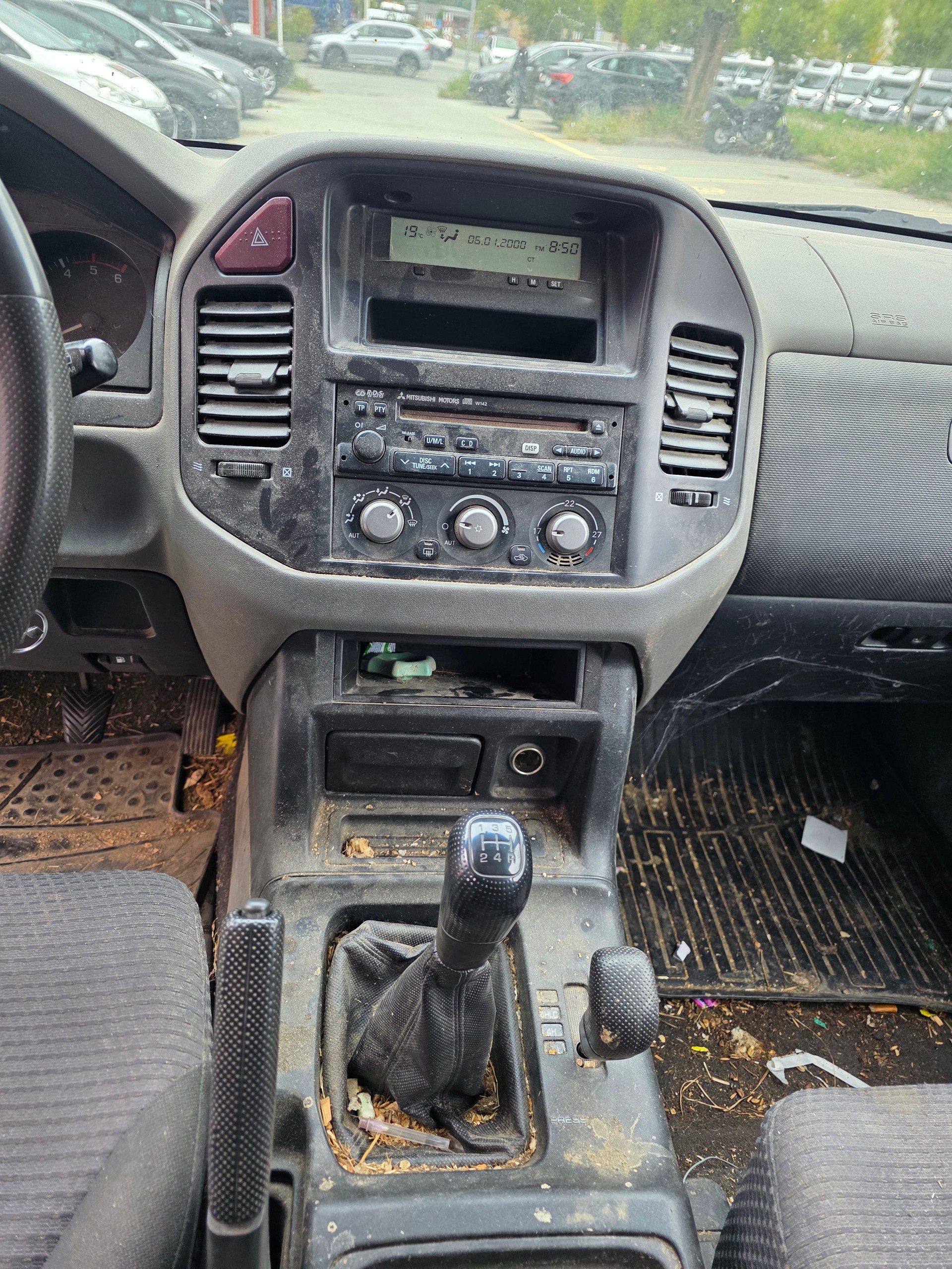 MITSUBISHI Pajero 3.2 DI-D Dakar-image-12