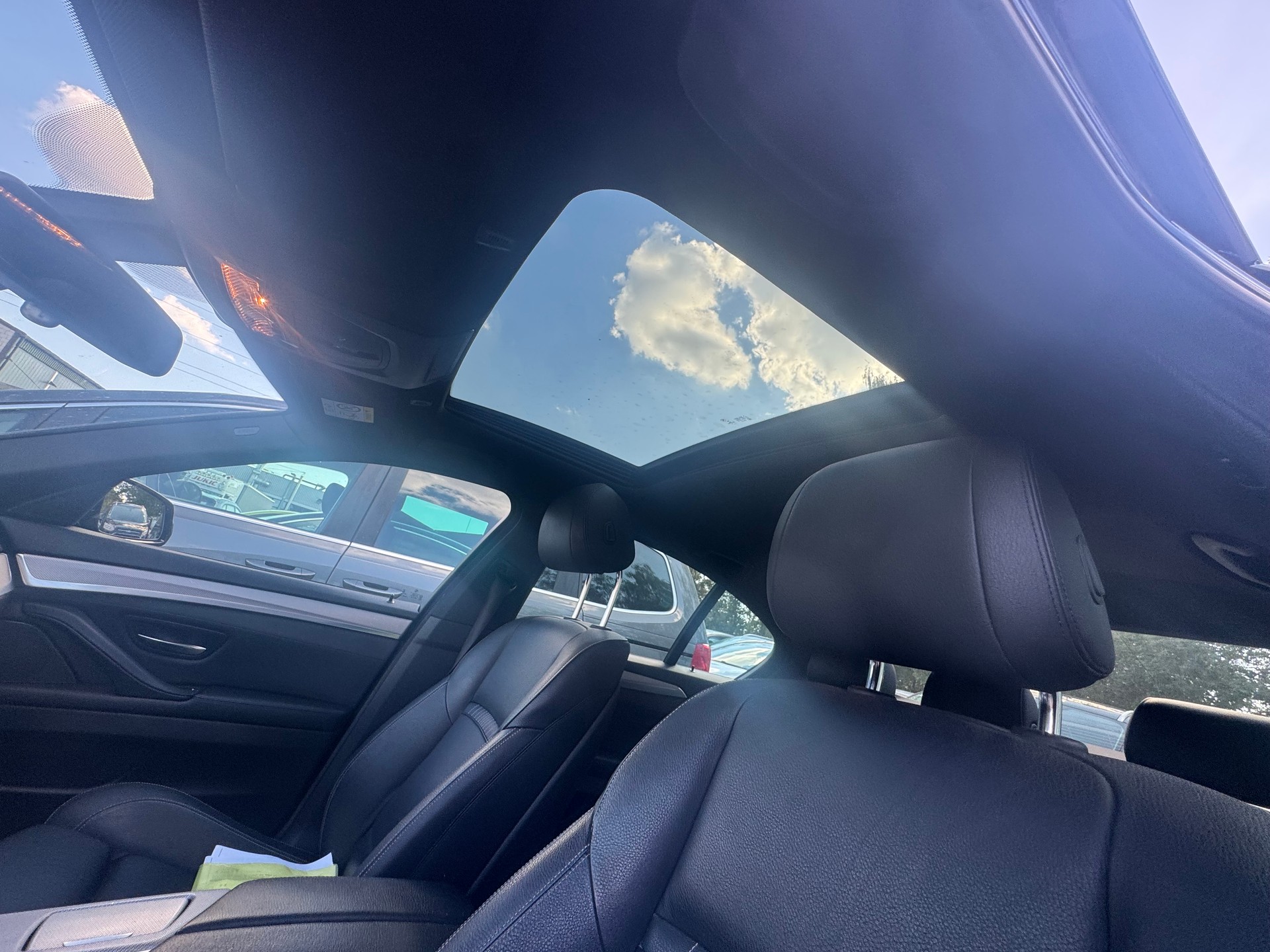BMW M550d xDrive Steptronic-image-10