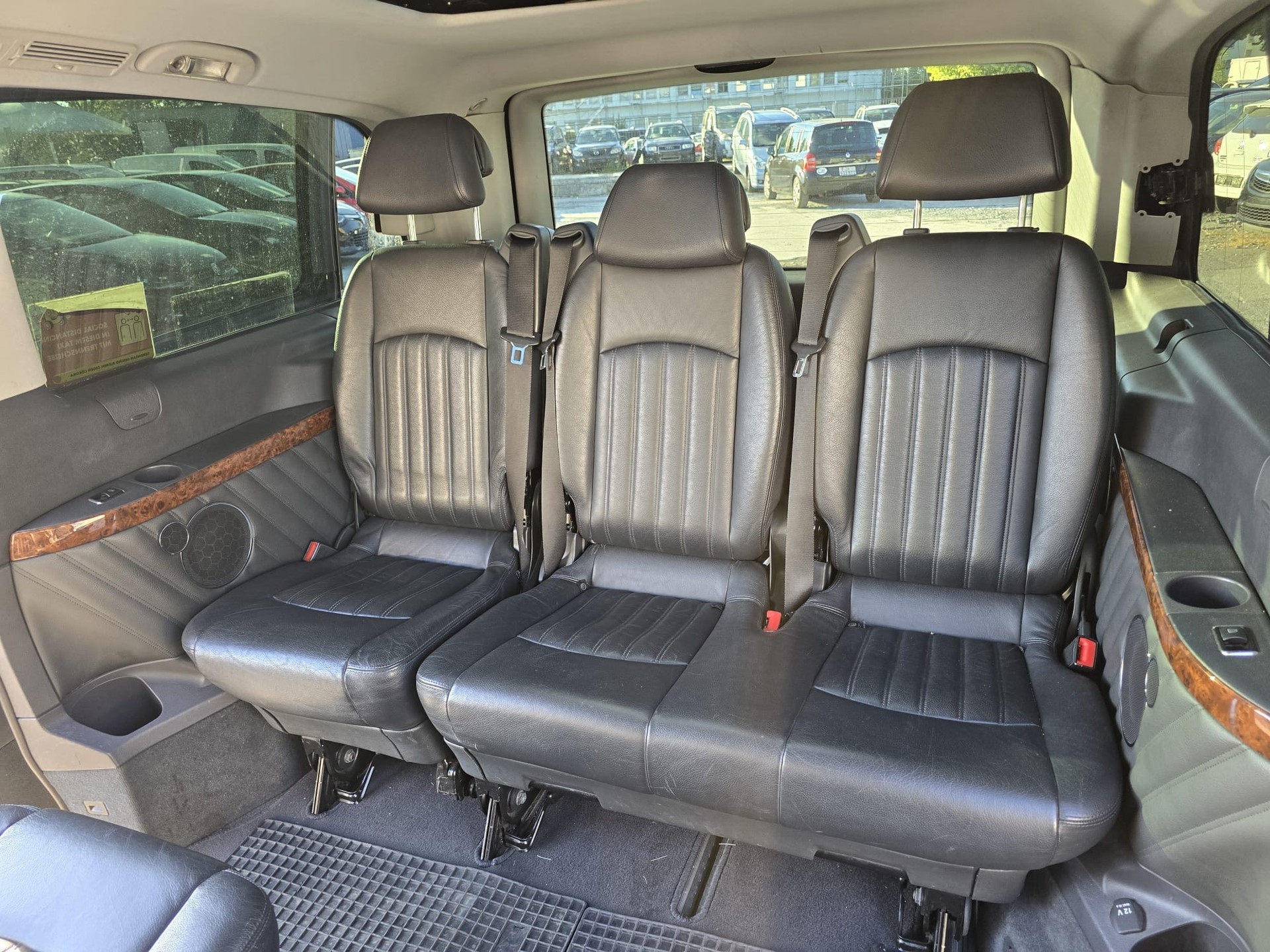 MERCEDES-BENZ Viano 2.2 CDI Blue Efficiency Ambiente EL 4Matic A-image-11
