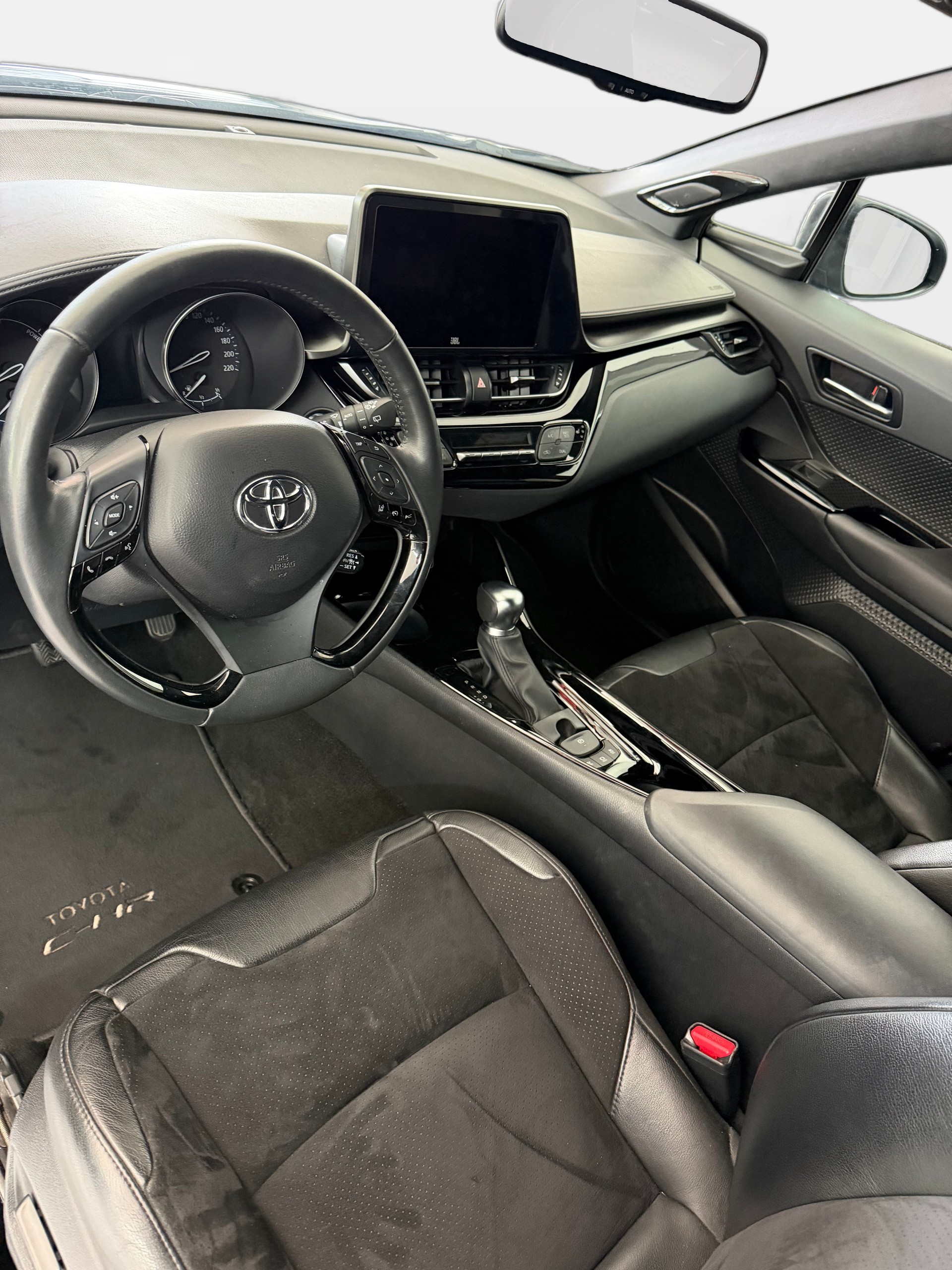 TOYOTA C-HR 2.0 HSD CVT Trend-image-8