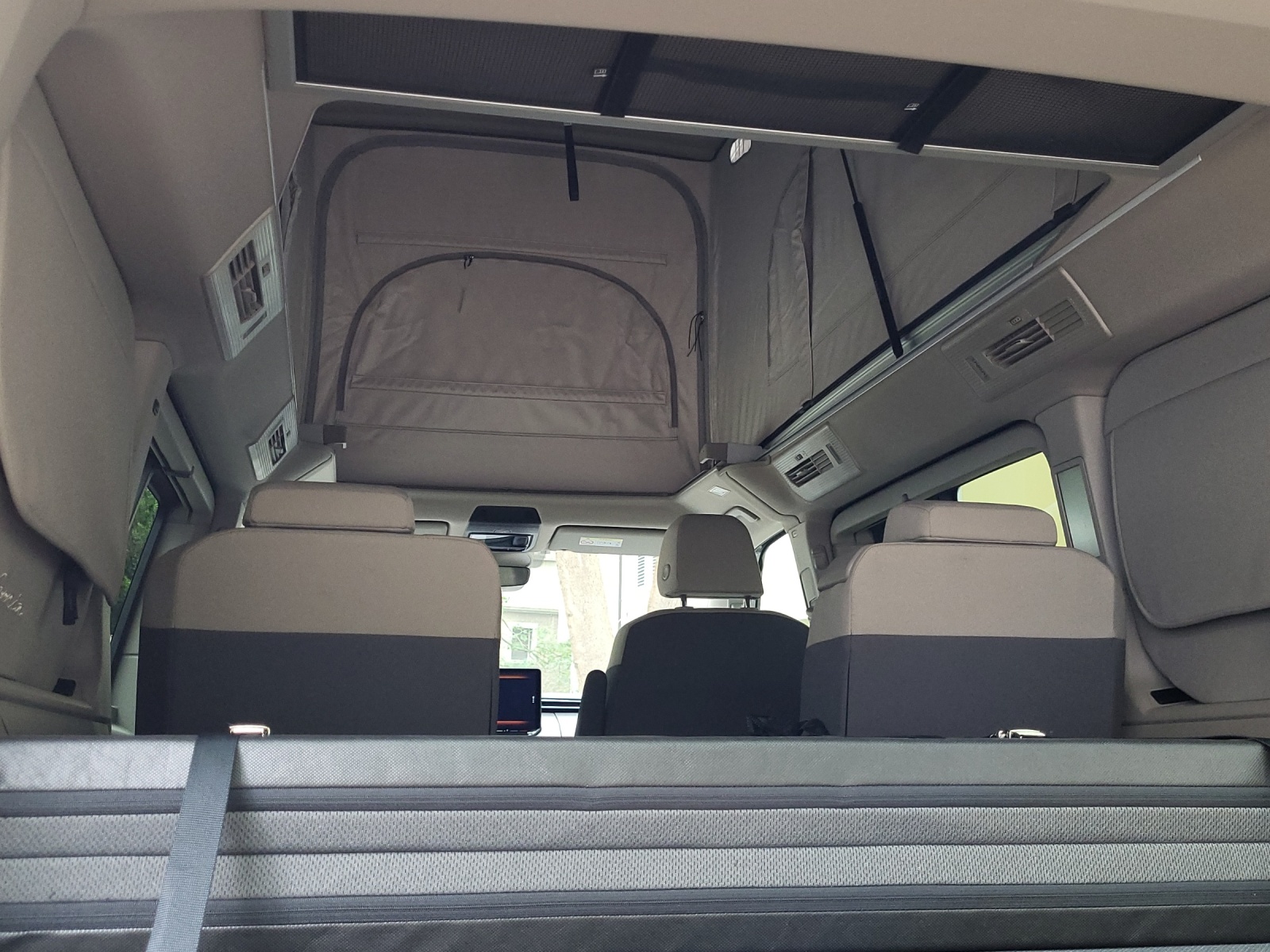 VW California Beach Tour Liberty eHybrid 4Motion-image-20