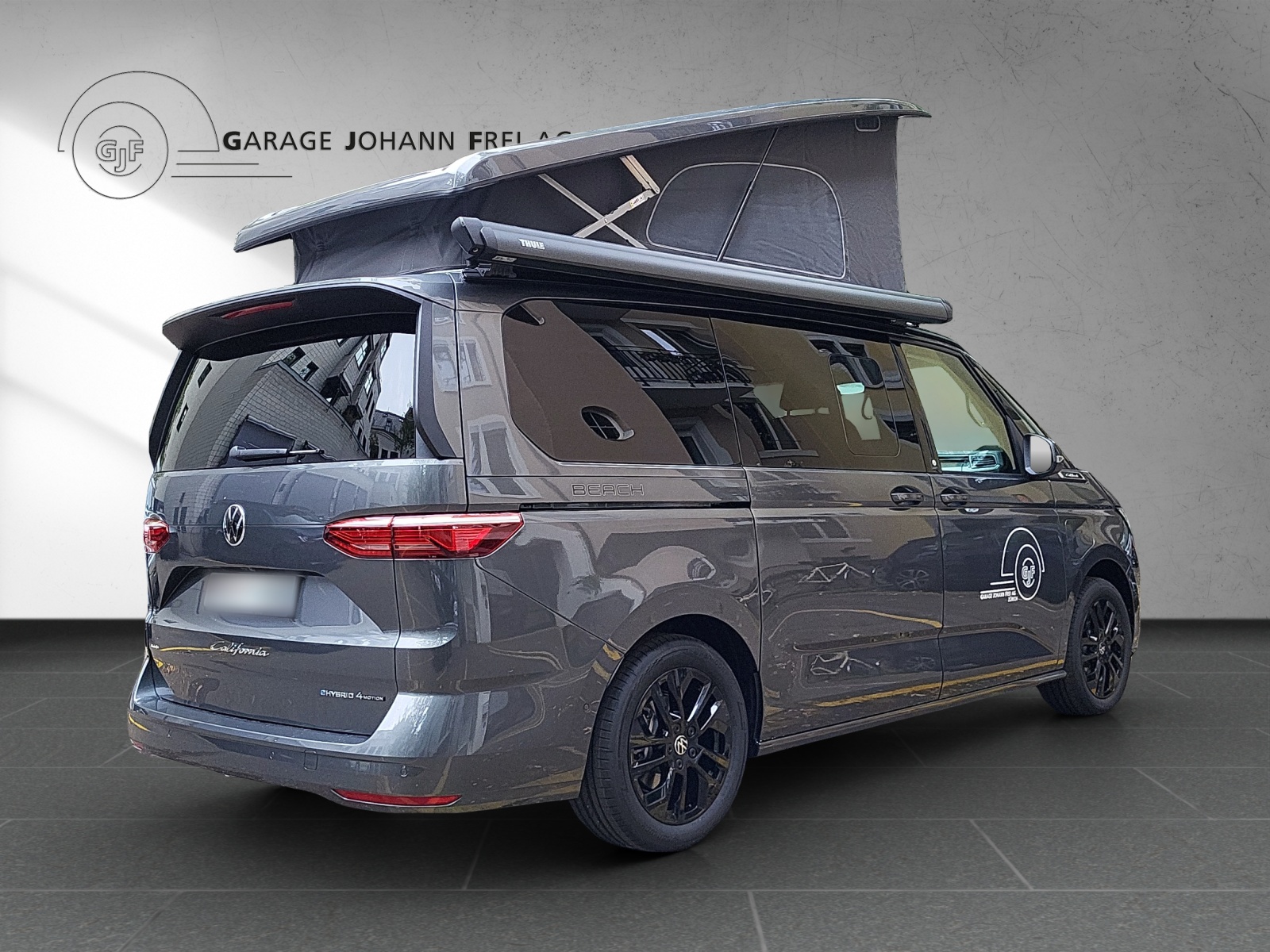 VW California Beach Tour Liberty eHybrid 4Motion-image-4