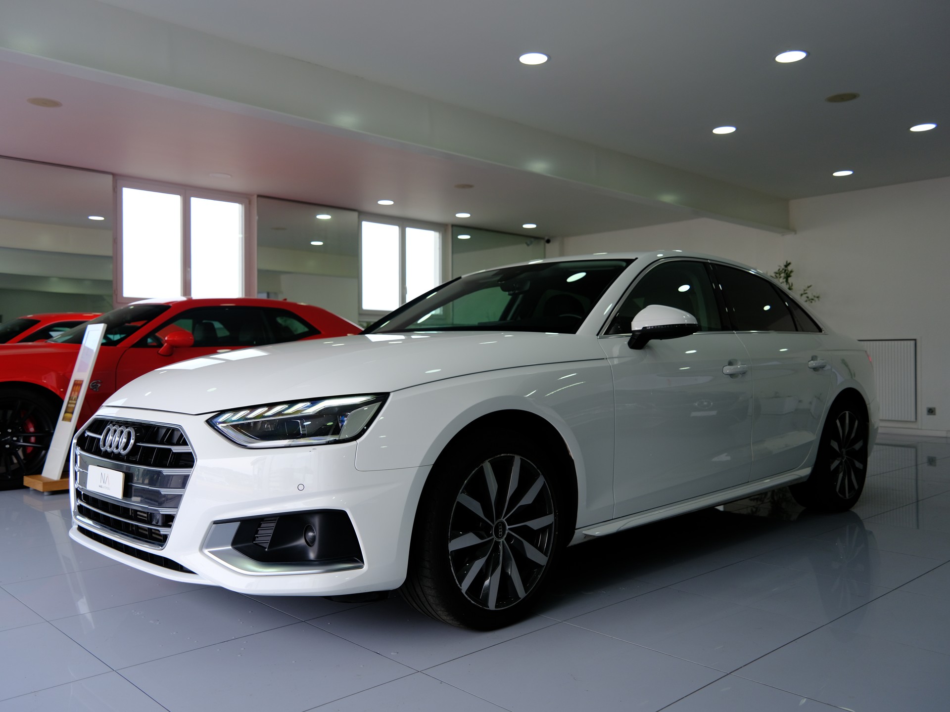 AUDI A4 Limousine 35 TFSI advanced S-tronic *Rückfahrkamera* *Keyless*-image-3