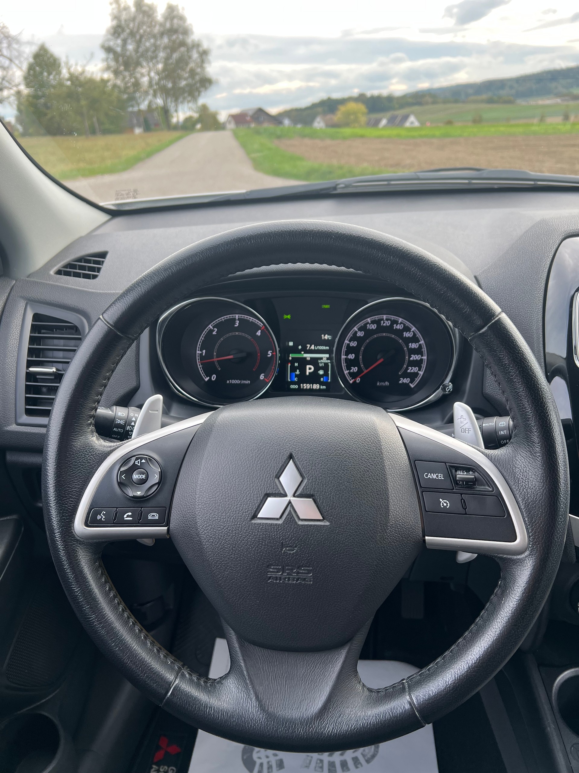 MITSUBISHI ASX 2.2 DID Celebration 300K Leder 4WD Automatic-image-11