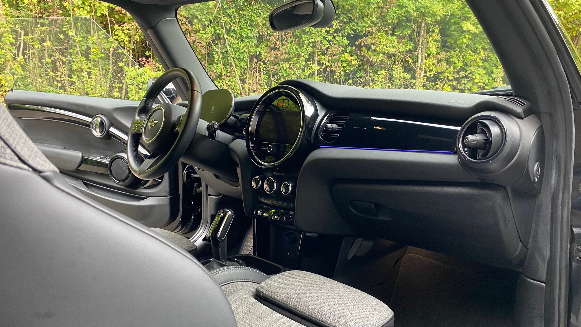 MINI Cooper SE-image-8