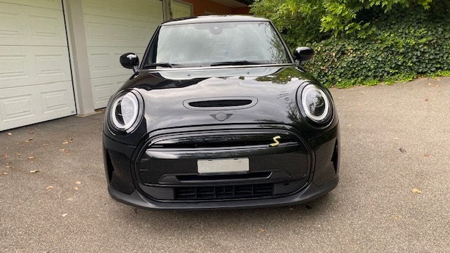MINI Cooper SE-image-2
