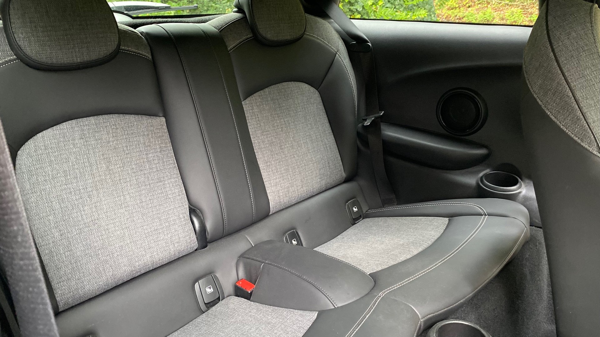 MINI Cooper SE-image-12