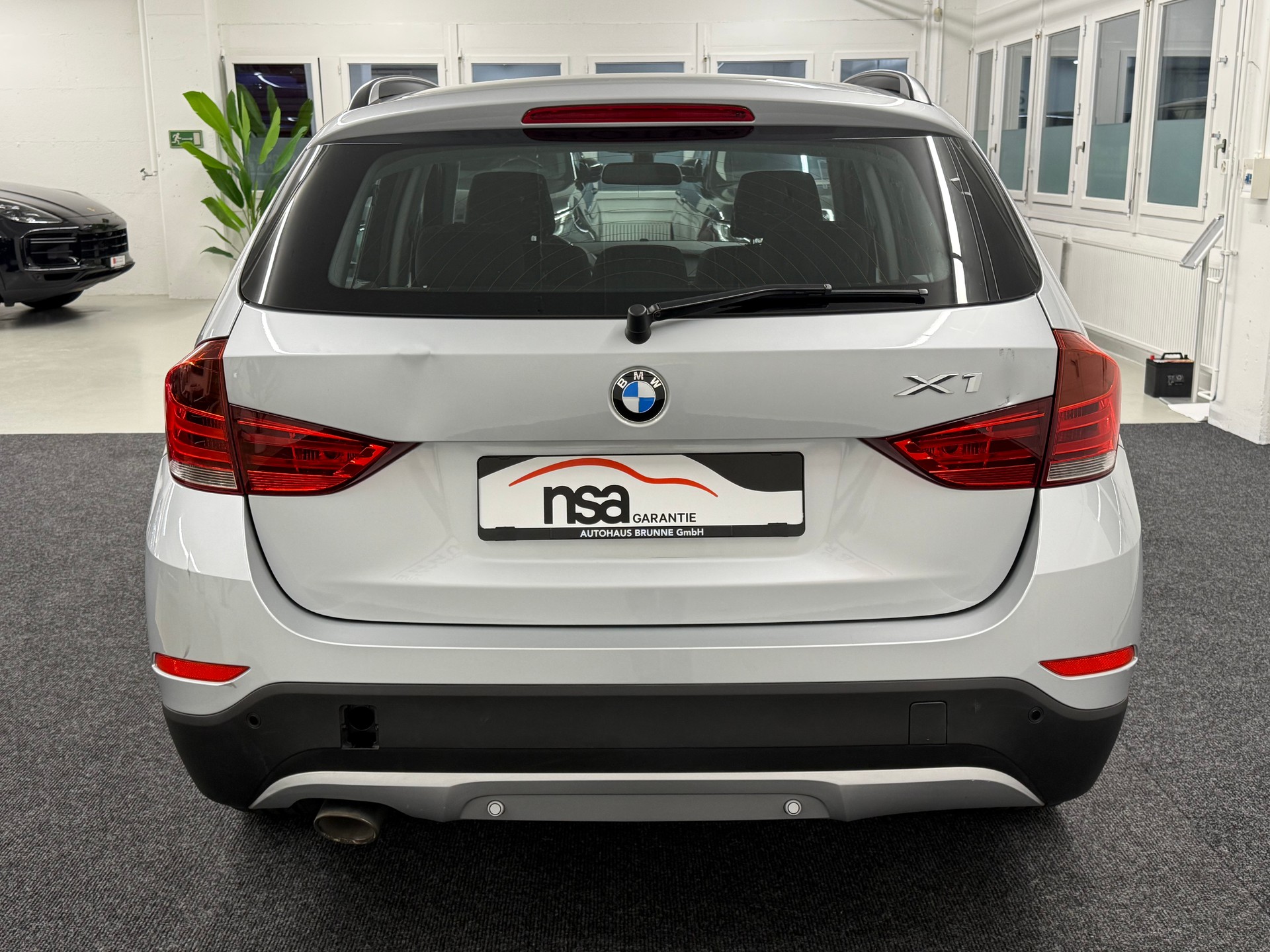 BMW X1 xDrive 18d Steptronic Allrad-image-4