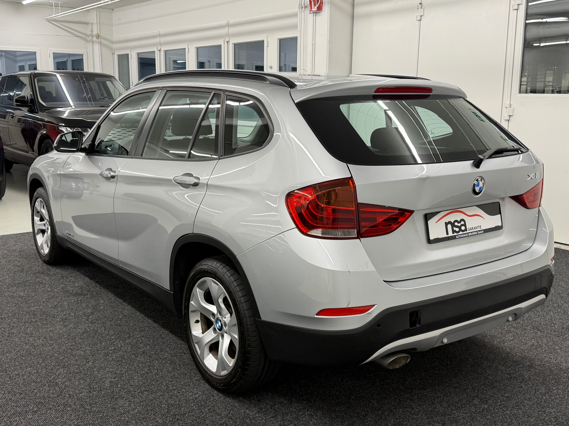 BMW X1 xDrive 18d Steptronic Allrad-image-6