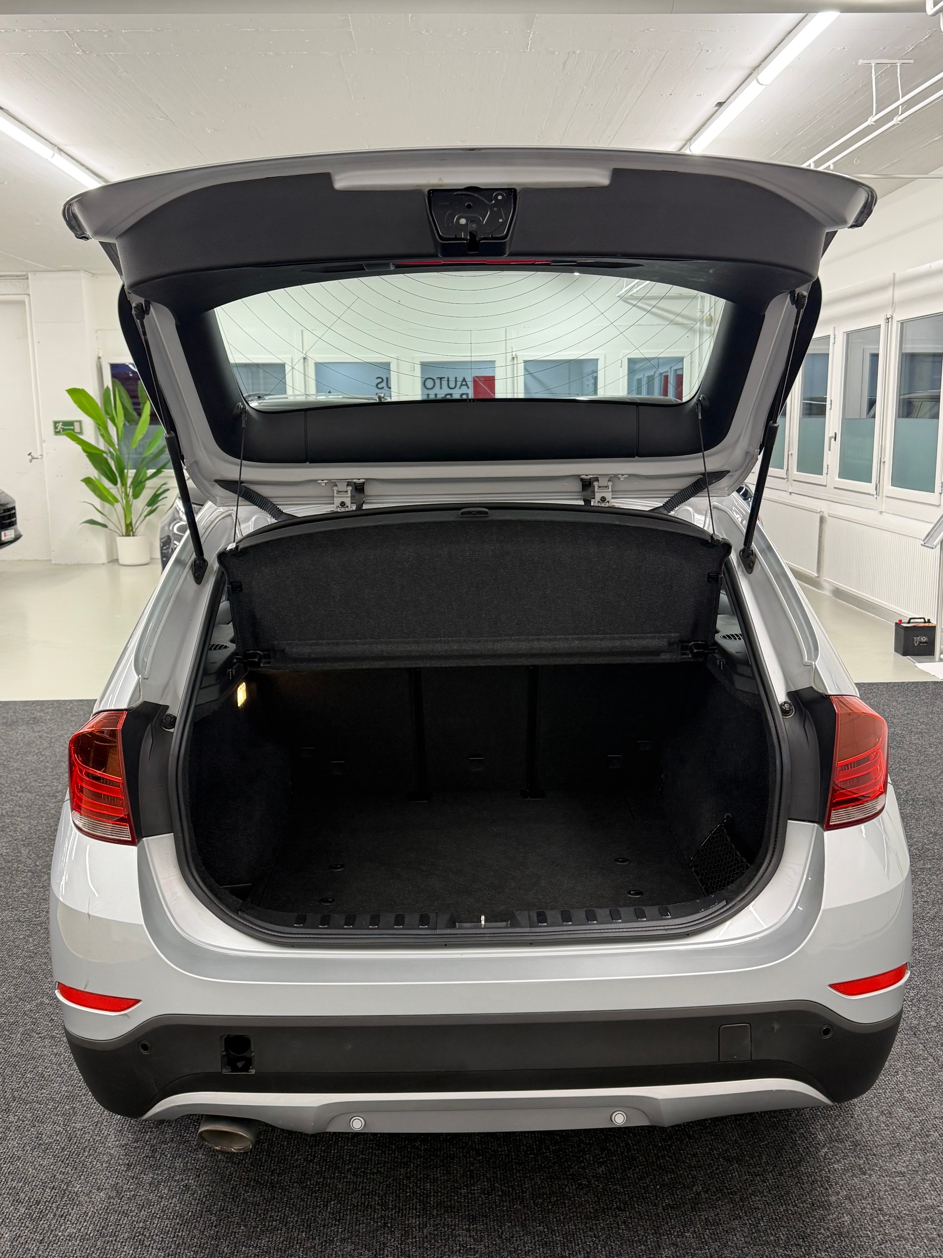 BMW X1 xDrive 18d Steptronic Allrad-image-5